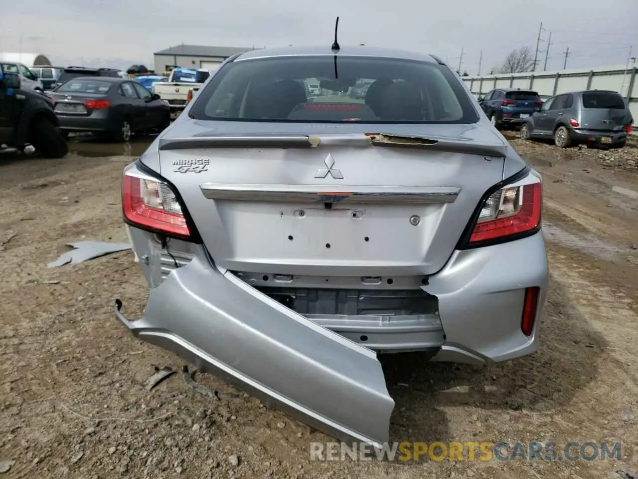 8 fotografías del automóvil dañado ML32FUFJ2MHF00902 MITSUBISHI MIRAGE 2021