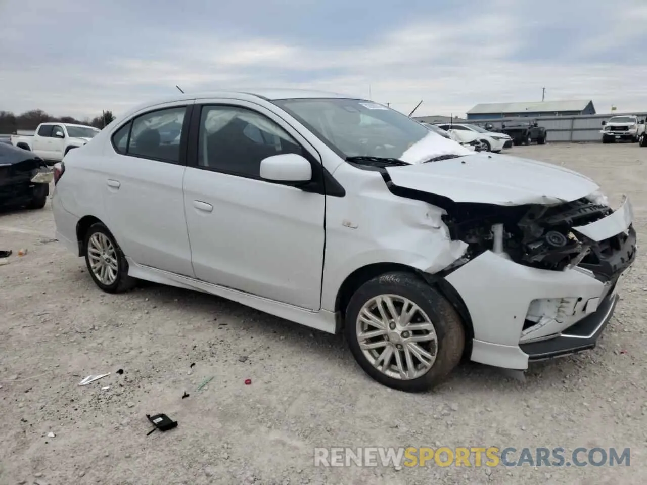 4 fotografías del automóvil dañado ML32FUFJ2MHF04822 MITSUBISHI MIRAGE 2021