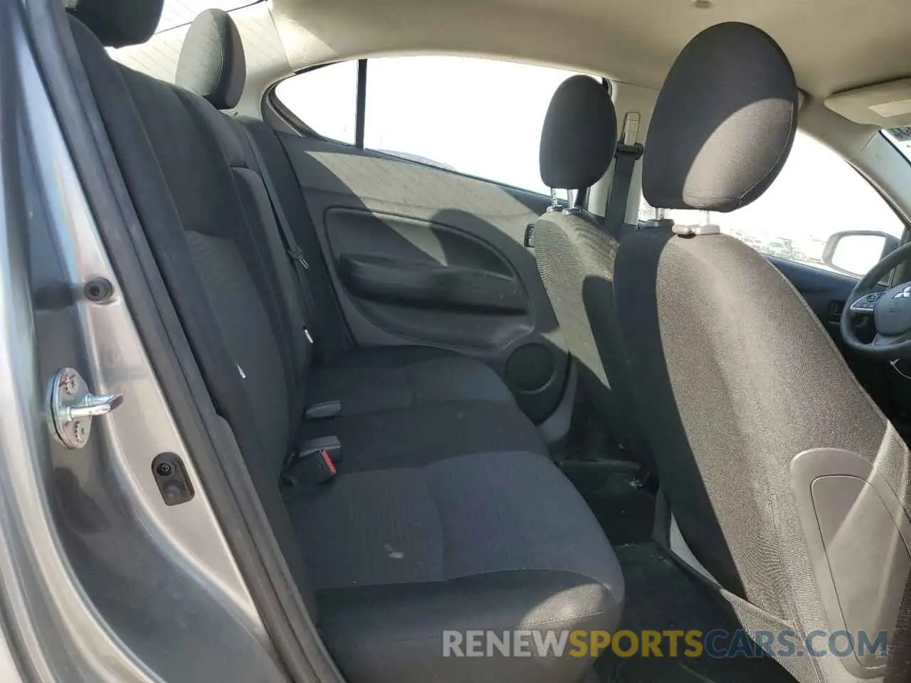 10 fotografías del automóvil dañado ML32FUFJ4MHF03428 MITSUBISHI MIRAGE 2021