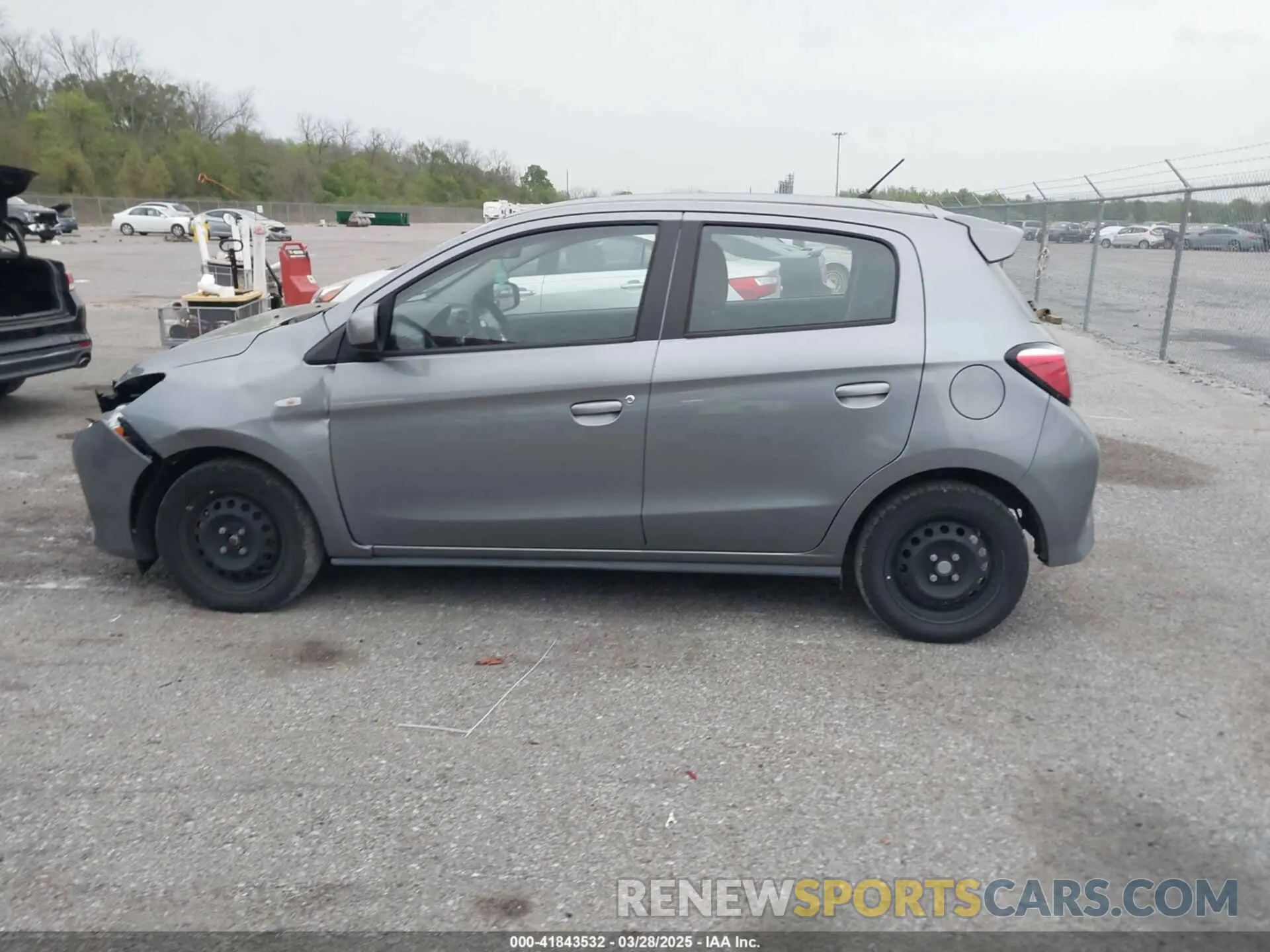 14 fotografías del automóvil dañado ML32AUHJ0NH008816 MITSUBISHI MIRAGE 2022