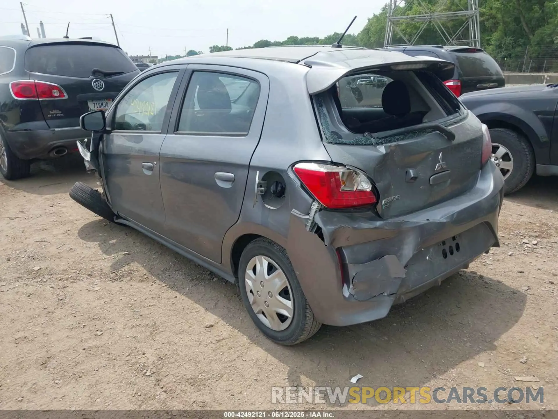 3 fotografías del automóvil dañado ML32AUHJ1NH005276 MITSUBISHI MIRAGE 2022