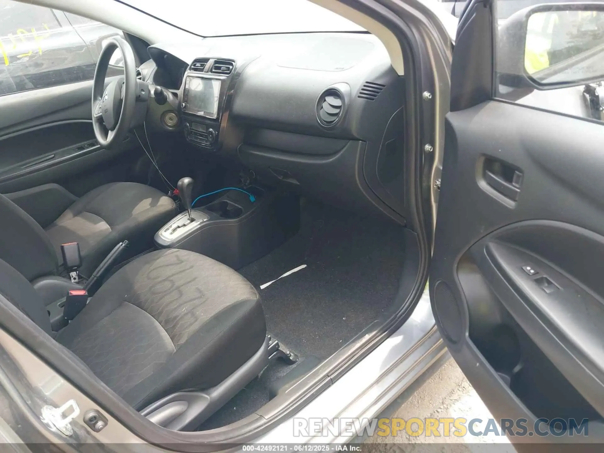 5 fotografías del automóvil dañado ML32AUHJ1NH005276 MITSUBISHI MIRAGE 2022