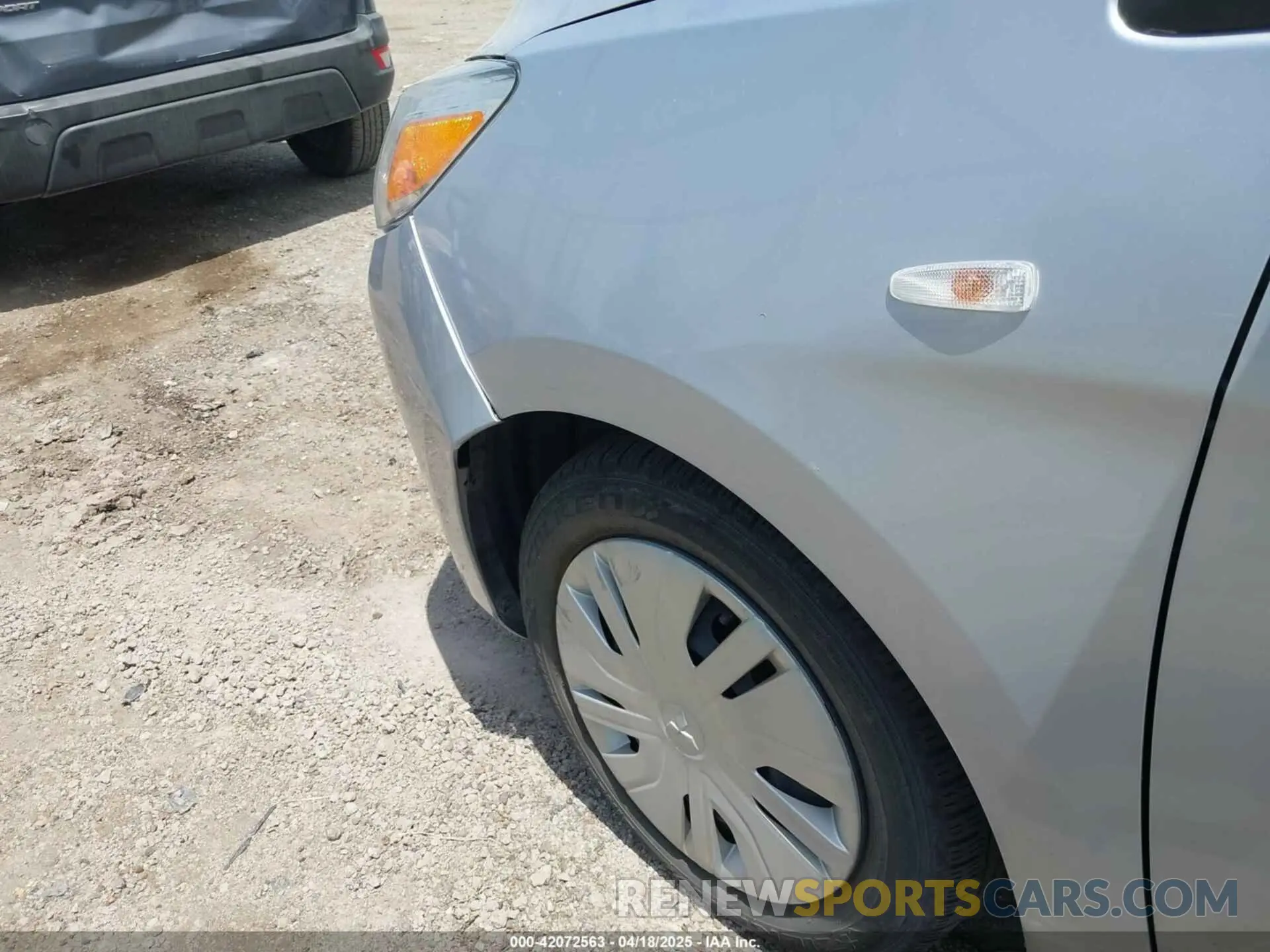 17 fotografías del automóvil dañado ML32AUHJ1NH007979 MITSUBISHI MIRAGE 2022