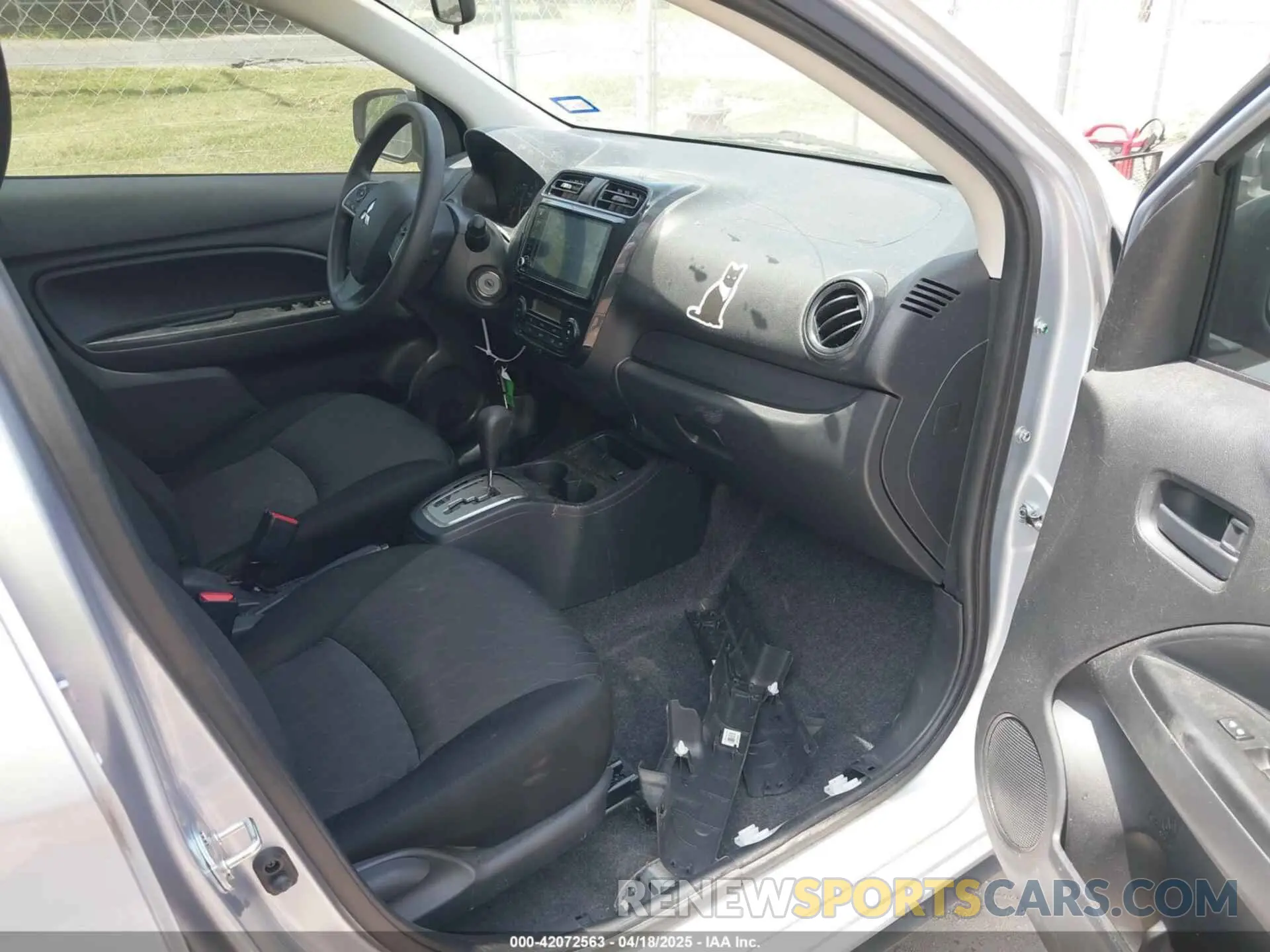 5 fotografías del automóvil dañado ML32AUHJ1NH007979 MITSUBISHI MIRAGE 2022