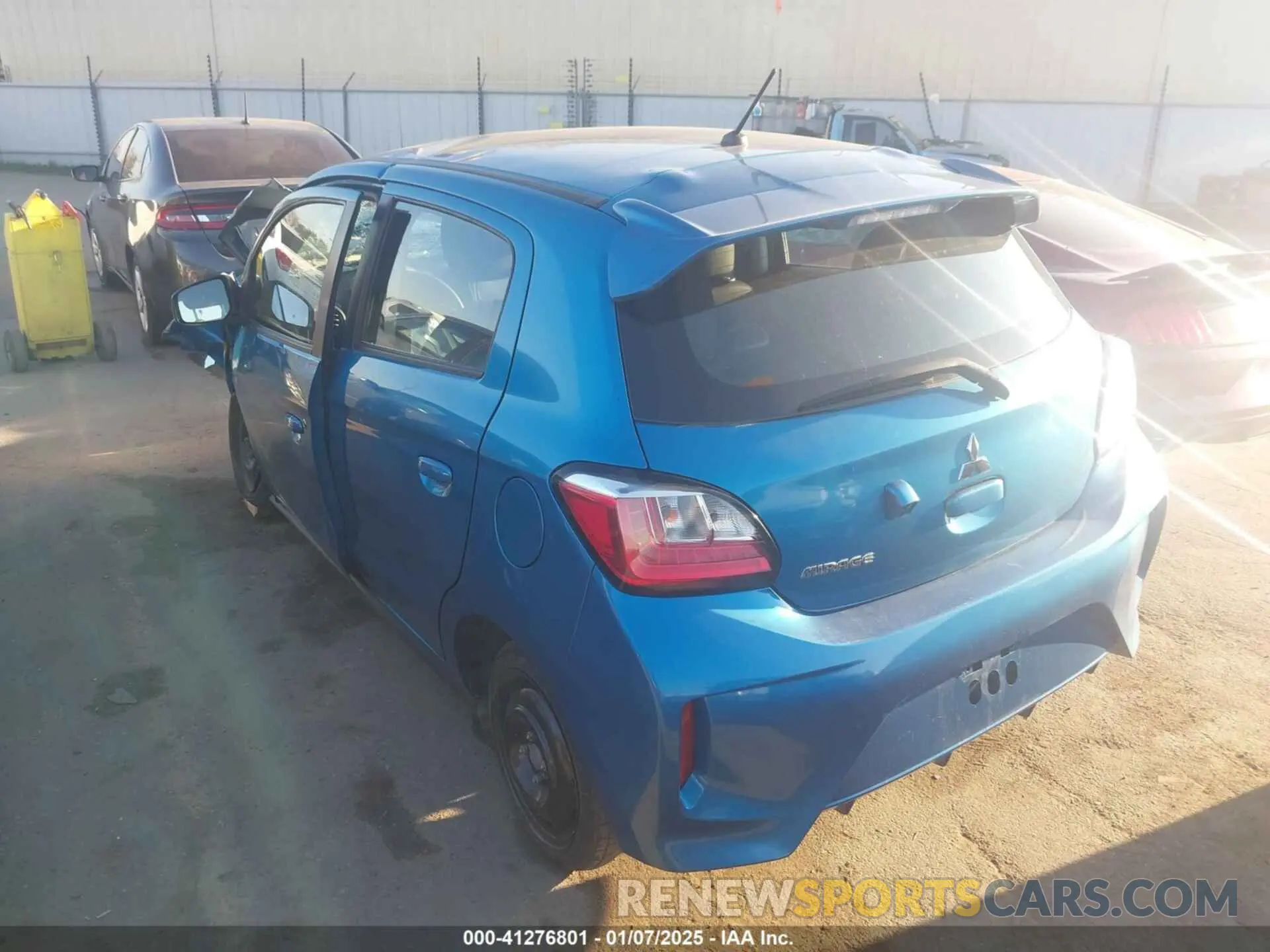 3 fotografías del automóvil dañado ML32AUHJ2NH005464 MITSUBISHI MIRAGE 2022
