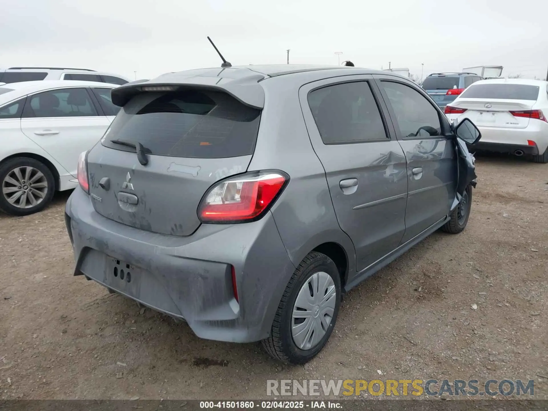 4 fotografías del automóvil dañado ML32AUHJ3NH008941 MITSUBISHI MIRAGE 2022