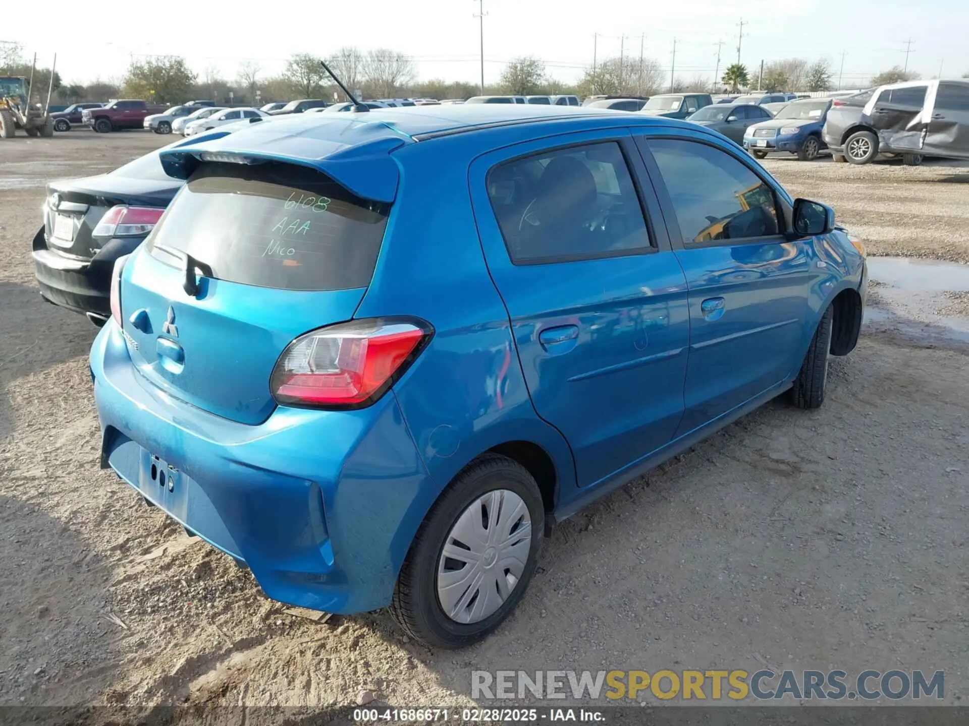 4 fotografías del automóvil dañado ML32AUHJXNH007589 MITSUBISHI MIRAGE 2022