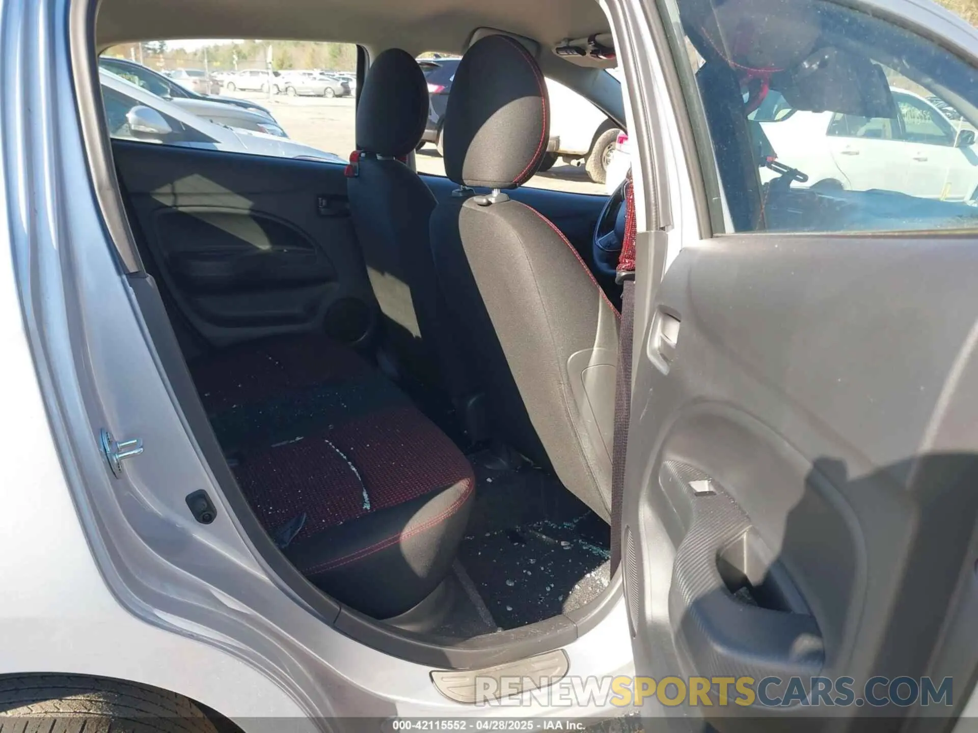 8 fotografías del automóvil dañado ML32AWHJ1NH006102 MITSUBISHI MIRAGE 2022