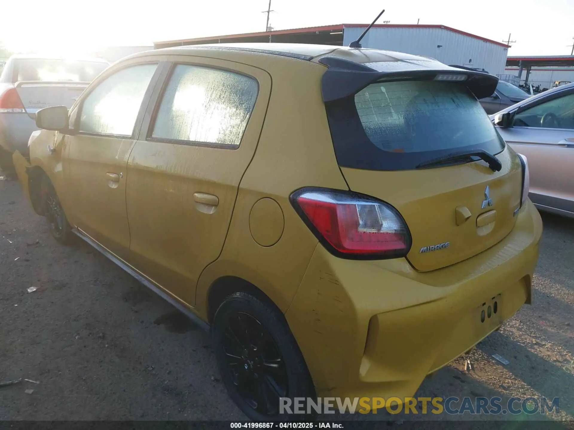3 fotografías del automóvil dañado ML32AWHJ4NH001122 MITSUBISHI MIRAGE 2022
