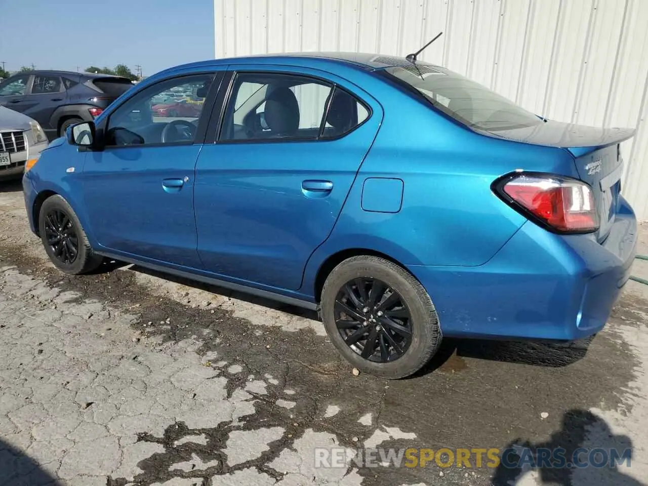 2 fotografías del automóvil dañado ML32FUFJ9NHF03670 MITSUBISHI MIRAGE 2022