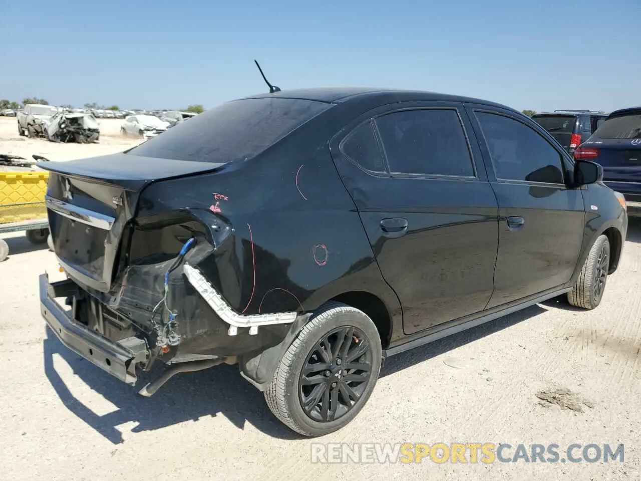 3 fotografías del automóvil dañado ML32FUFJXNHF07131 MITSUBISHI MIRAGE 2022