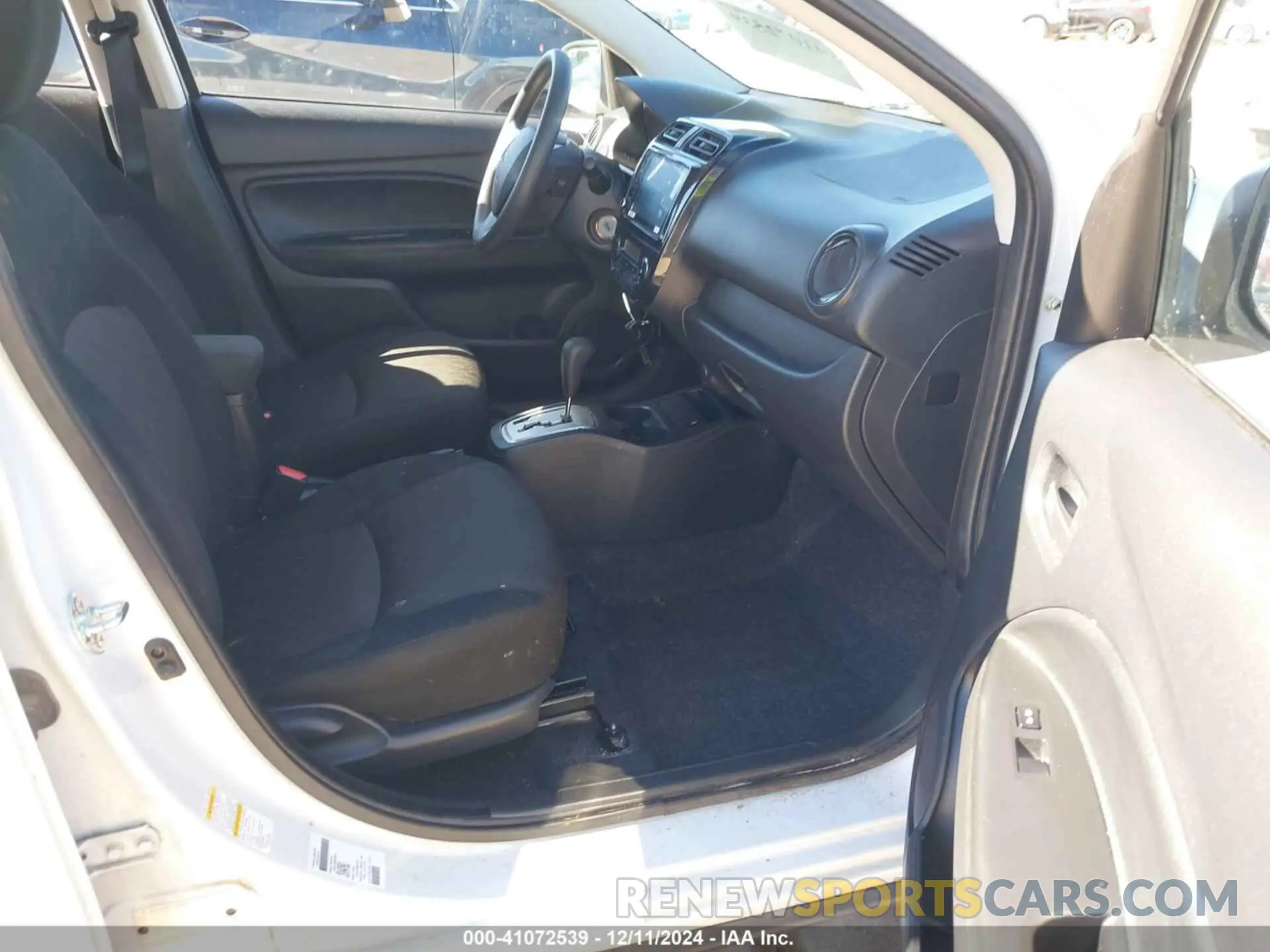 5 fotografías del automóvil dañado ML32AUHJ1PH000405 MITSUBISHI MIRAGE 2023