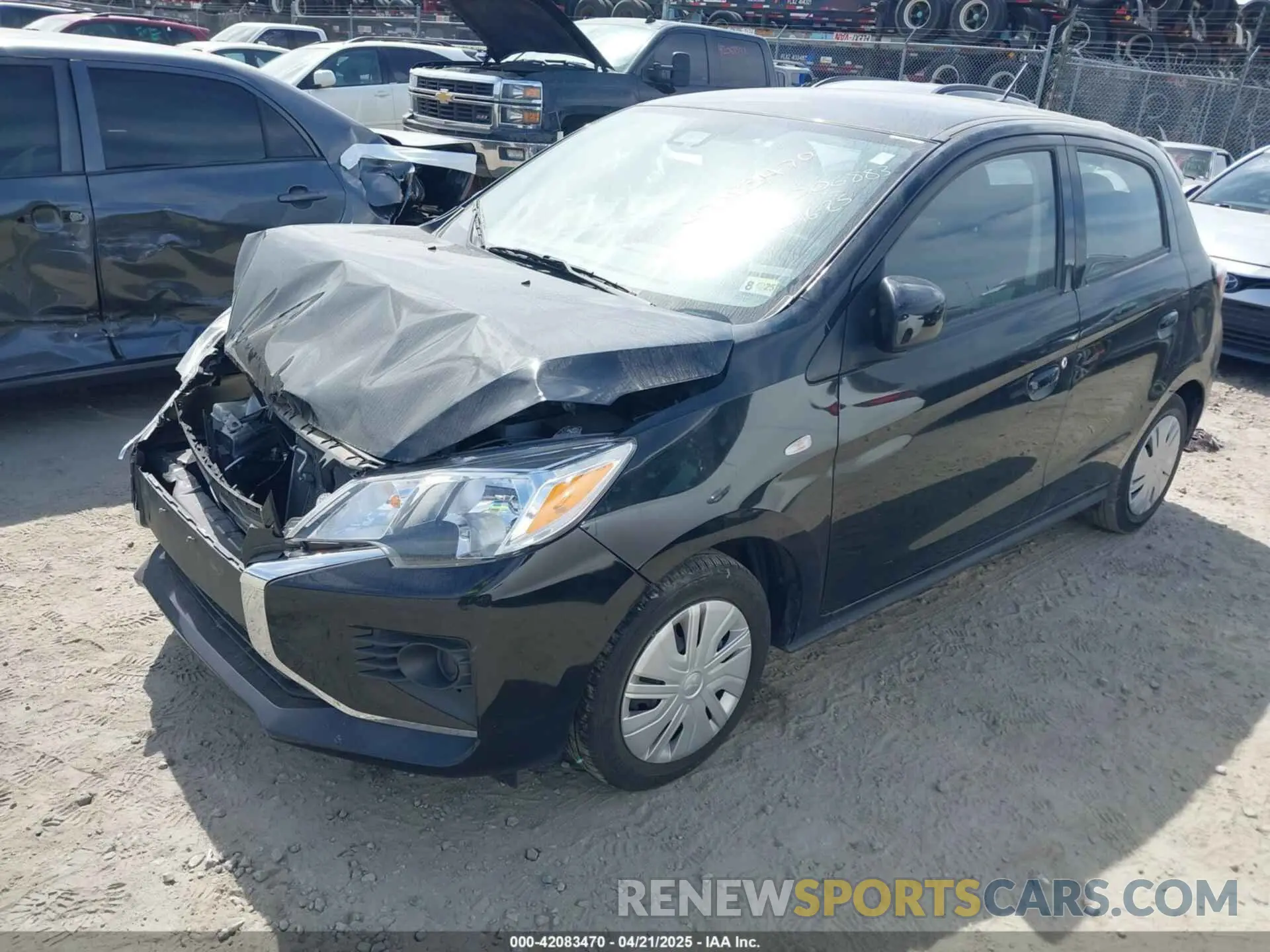 2 fotografías del automóvil dañado ML32AUHJ1PH006883 MITSUBISHI MIRAGE 2023