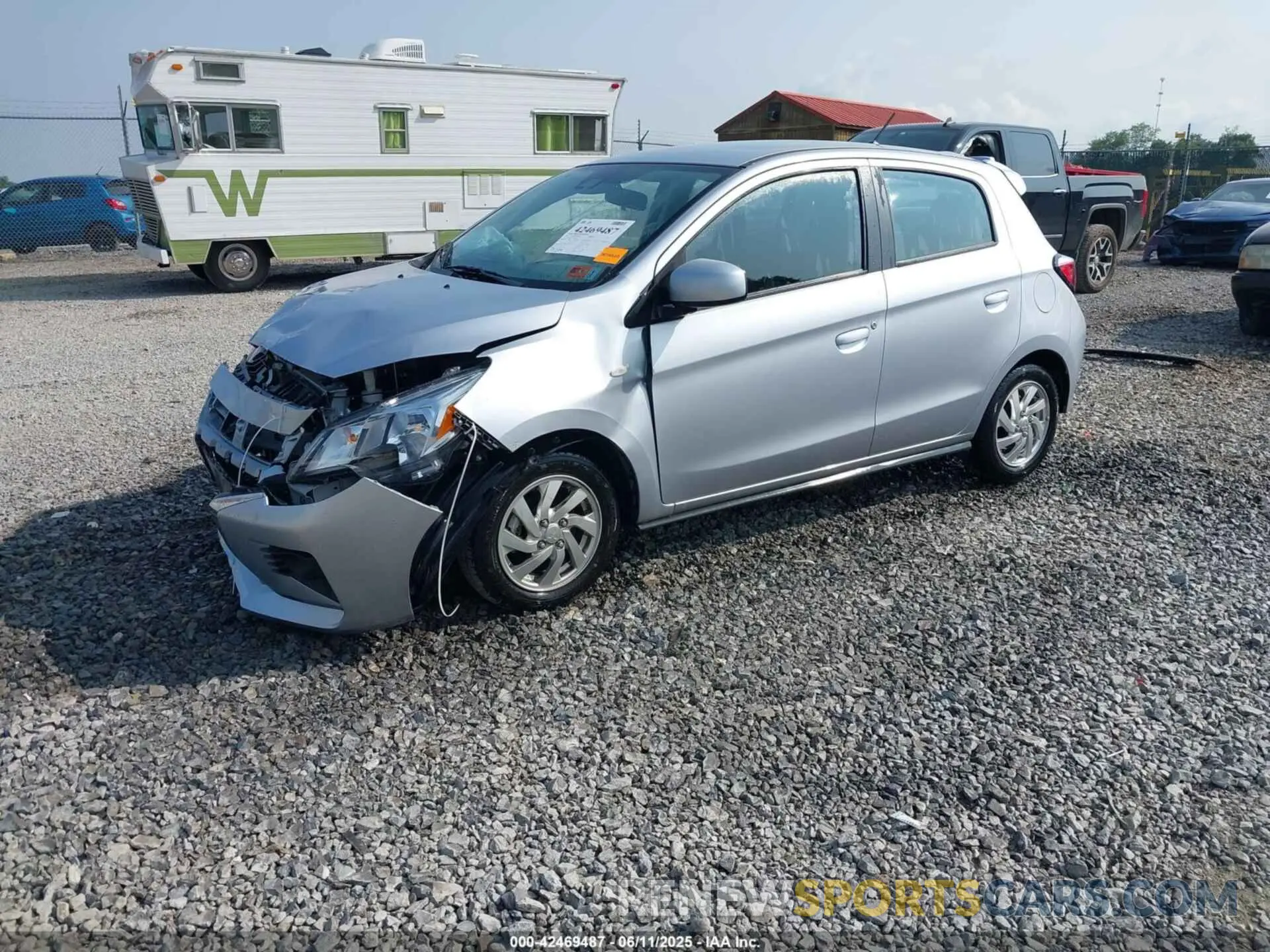2 fotografías del automóvil dañado ML32AUHJ3PH006433 MITSUBISHI MIRAGE 2023