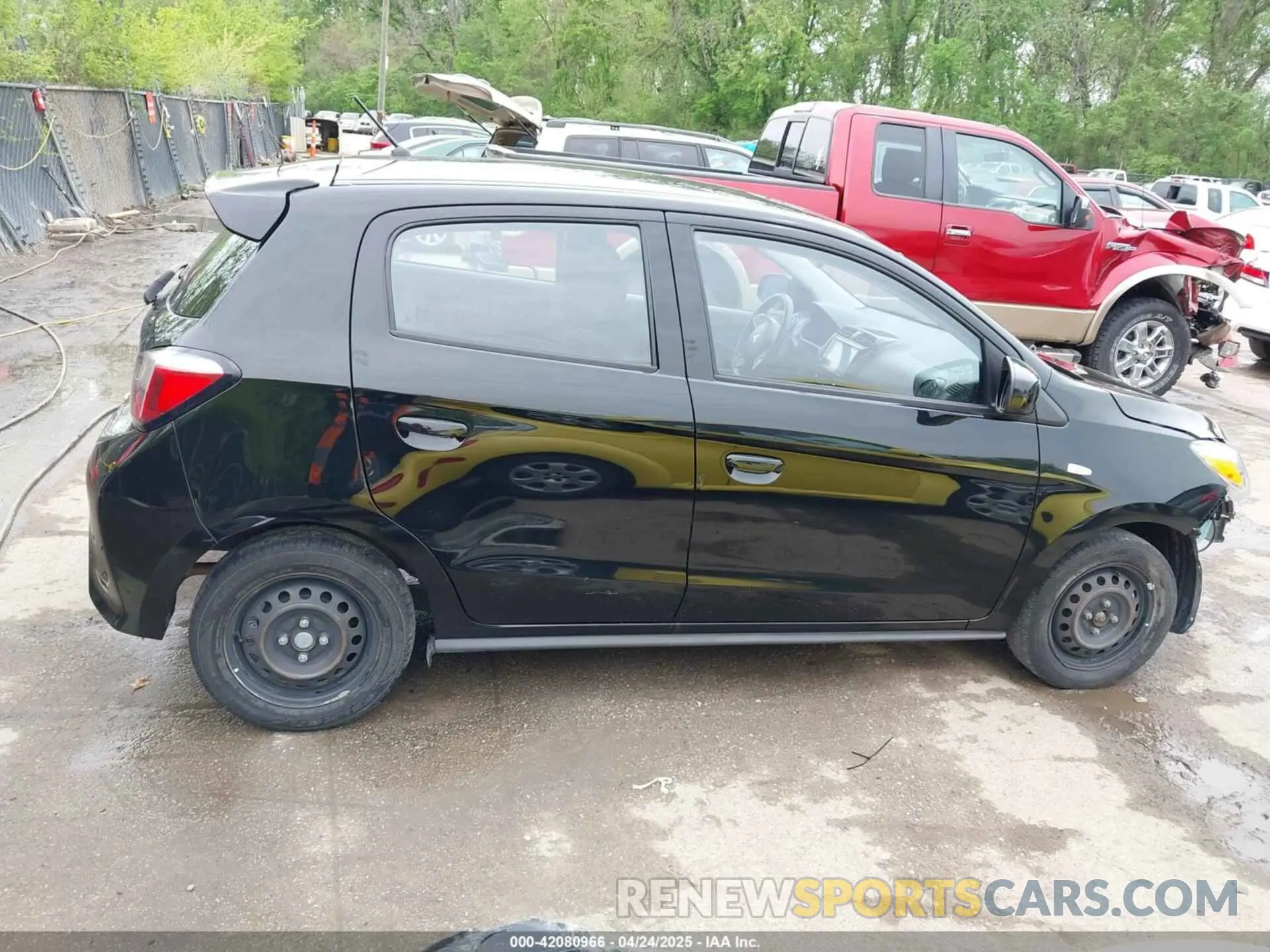 14 fotografías del automóvil dañado ML32AUHJ6PH007057 MITSUBISHI MIRAGE 2023