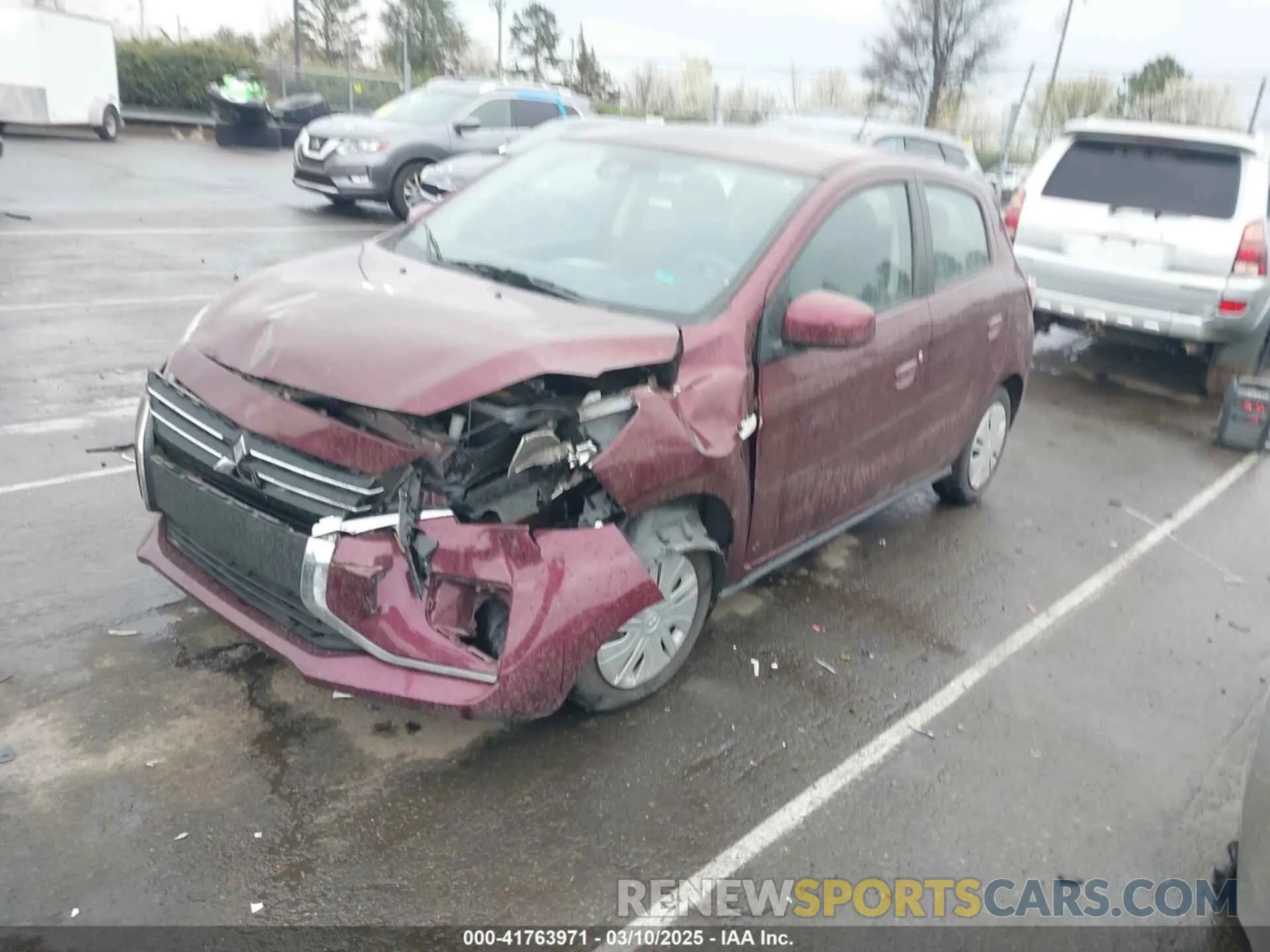 2 fotografías del automóvil dañado ML32AUHJ8PH001440 MITSUBISHI MIRAGE 2023