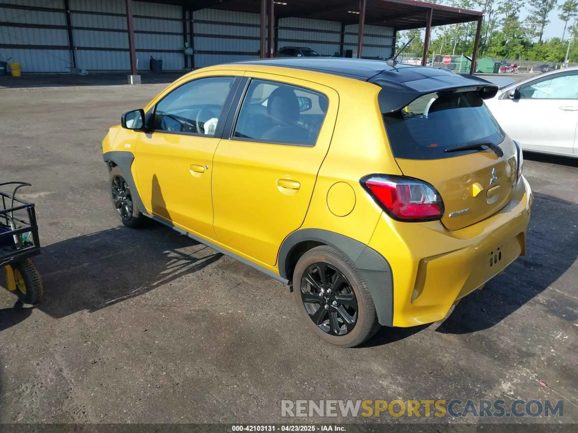 3 fotografías del automóvil dañado ML32AWHJ2PH006600 MITSUBISHI MIRAGE 2023