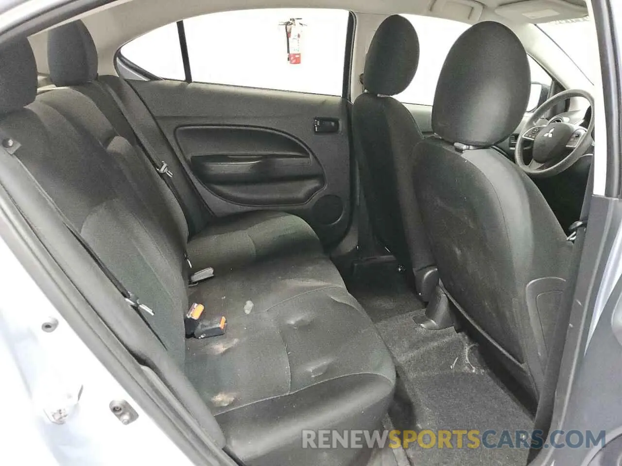 10 fotografías del automóvil dañado ML32FUFJ4PHF02333 MITSUBISHI MIRAGE 2023
