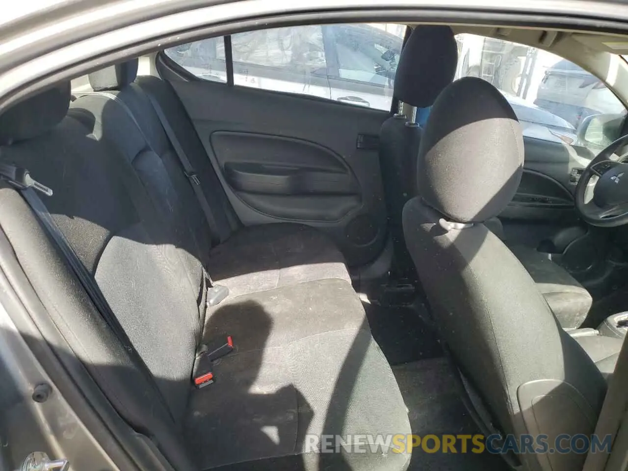 10 fotografías del automóvil dañado ML32FUFJ9PHF04854 MITSUBISHI MIRAGE 2023