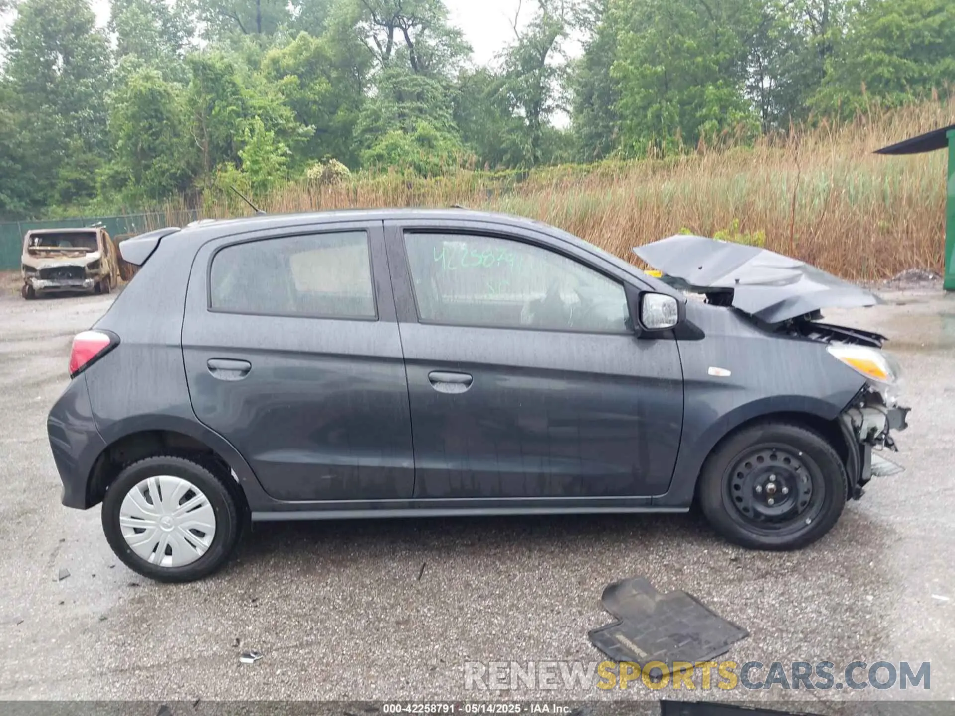14 fotografías del automóvil dañado ML32AUHJ0RH003637 MITSUBISHI MIRAGE 2024
