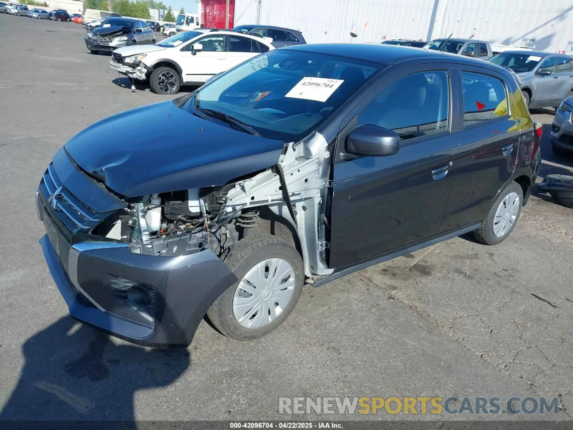 2 fotografías del automóvil dañado ML32AUHJ0RH012953 MITSUBISHI MIRAGE 2024