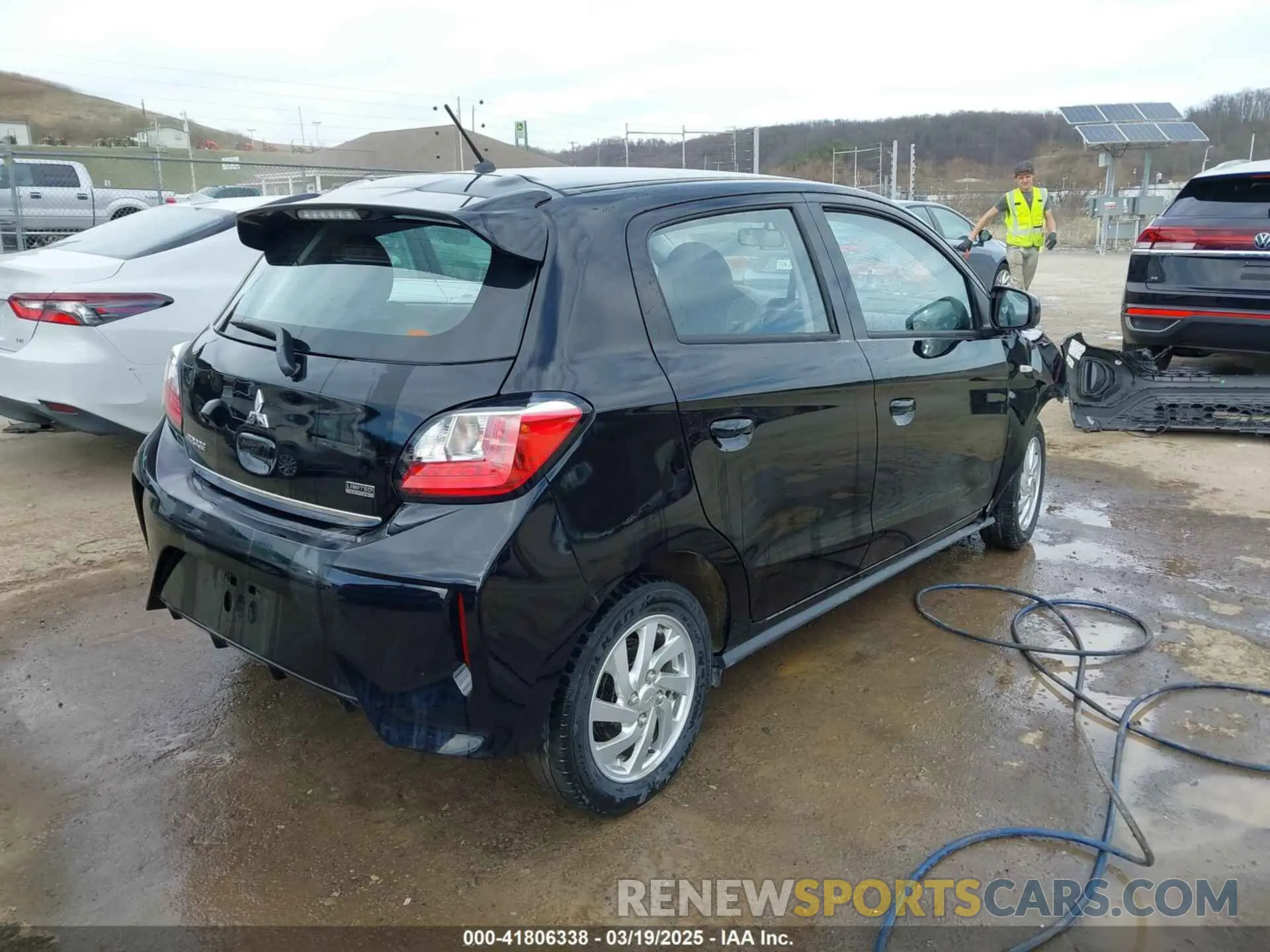 4 fotografías del automóvil dañado ML32AUHJ0RH013391 MITSUBISHI MIRAGE 2024