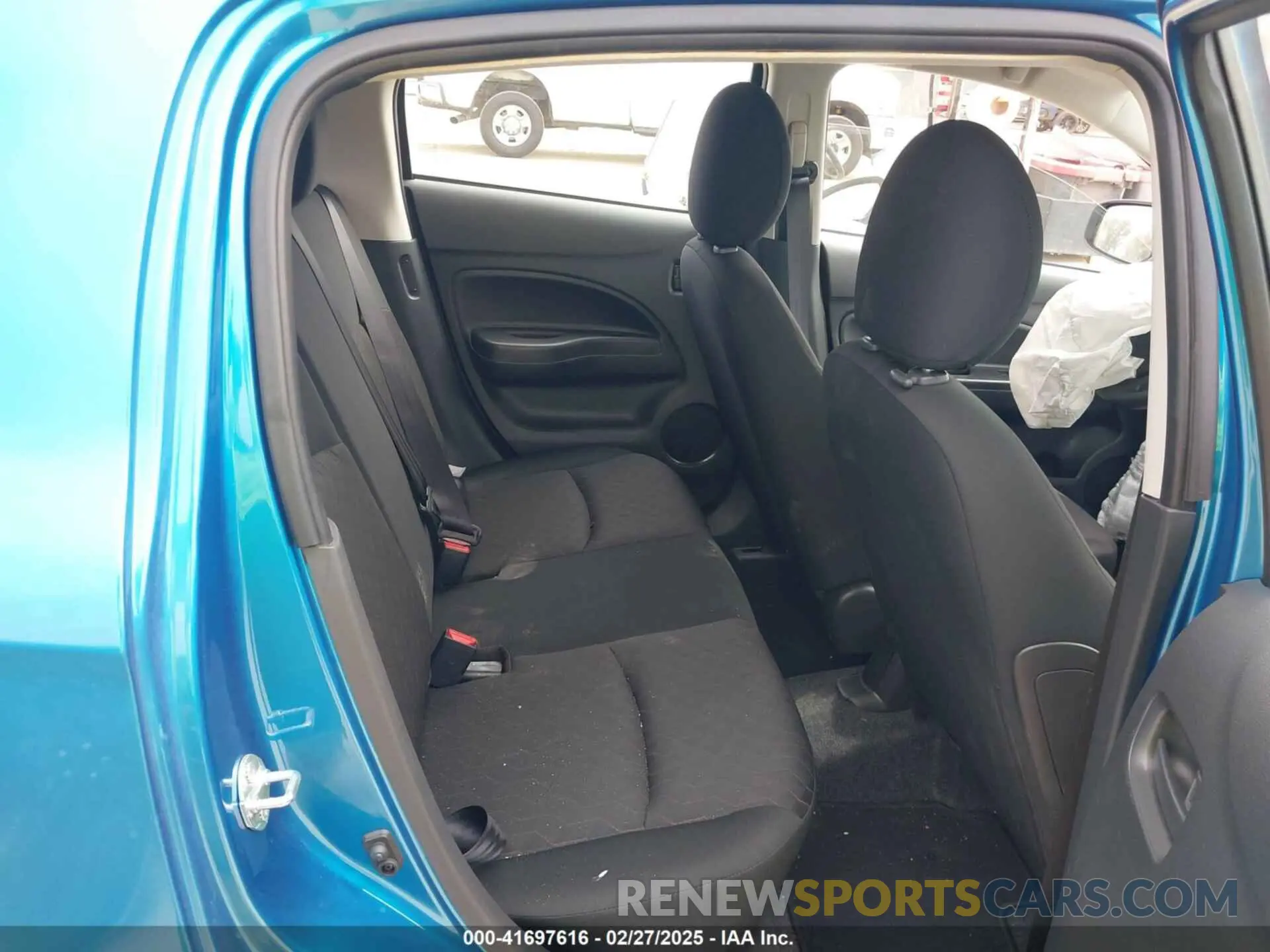 8 fotografías del automóvil dañado ML32AUHJ0RH017974 MITSUBISHI MIRAGE 2024
