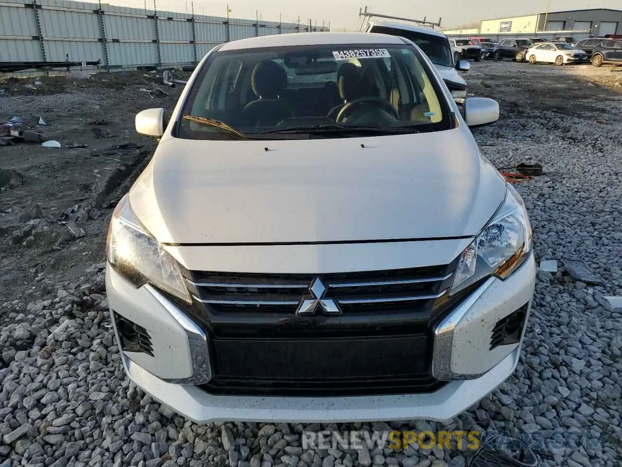 5 fotografías del automóvil dañado ML32AUHJ0RH018686 MITSUBISHI MIRAGE 2024