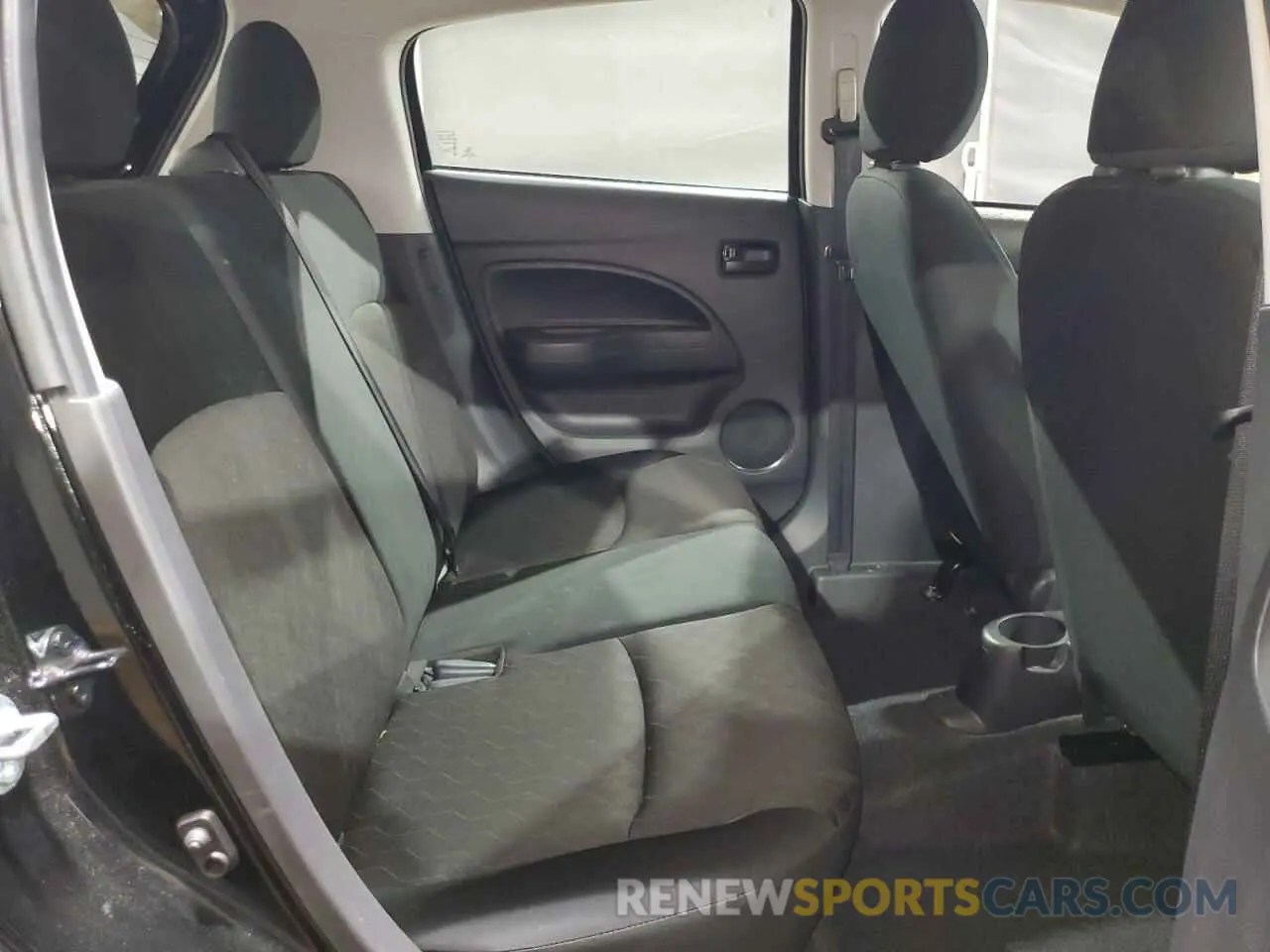 11 fotografías del automóvil dañado ML32AUHJ0RH019840 MITSUBISHI MIRAGE 2024