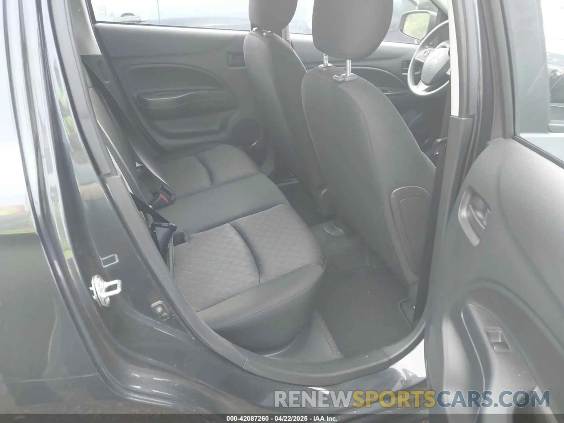 8 fotografías del automóvil dañado ML32AUHJ0RH022897 MITSUBISHI MIRAGE 2024