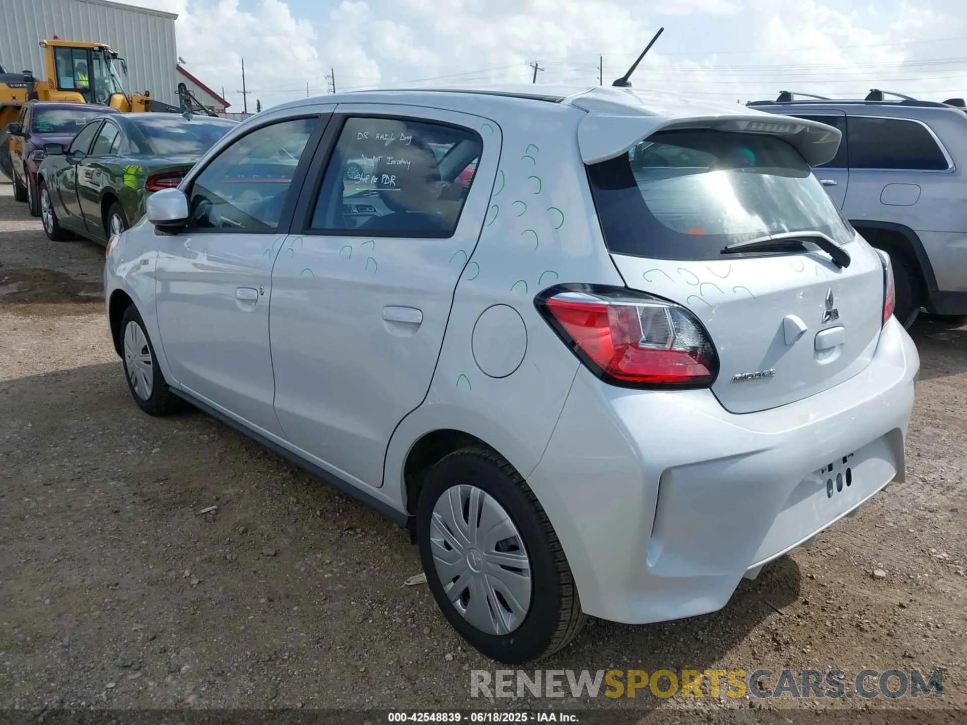 3 fotografías del automóvil dañado ML32AUHJ0RH024777 MITSUBISHI MIRAGE 2024