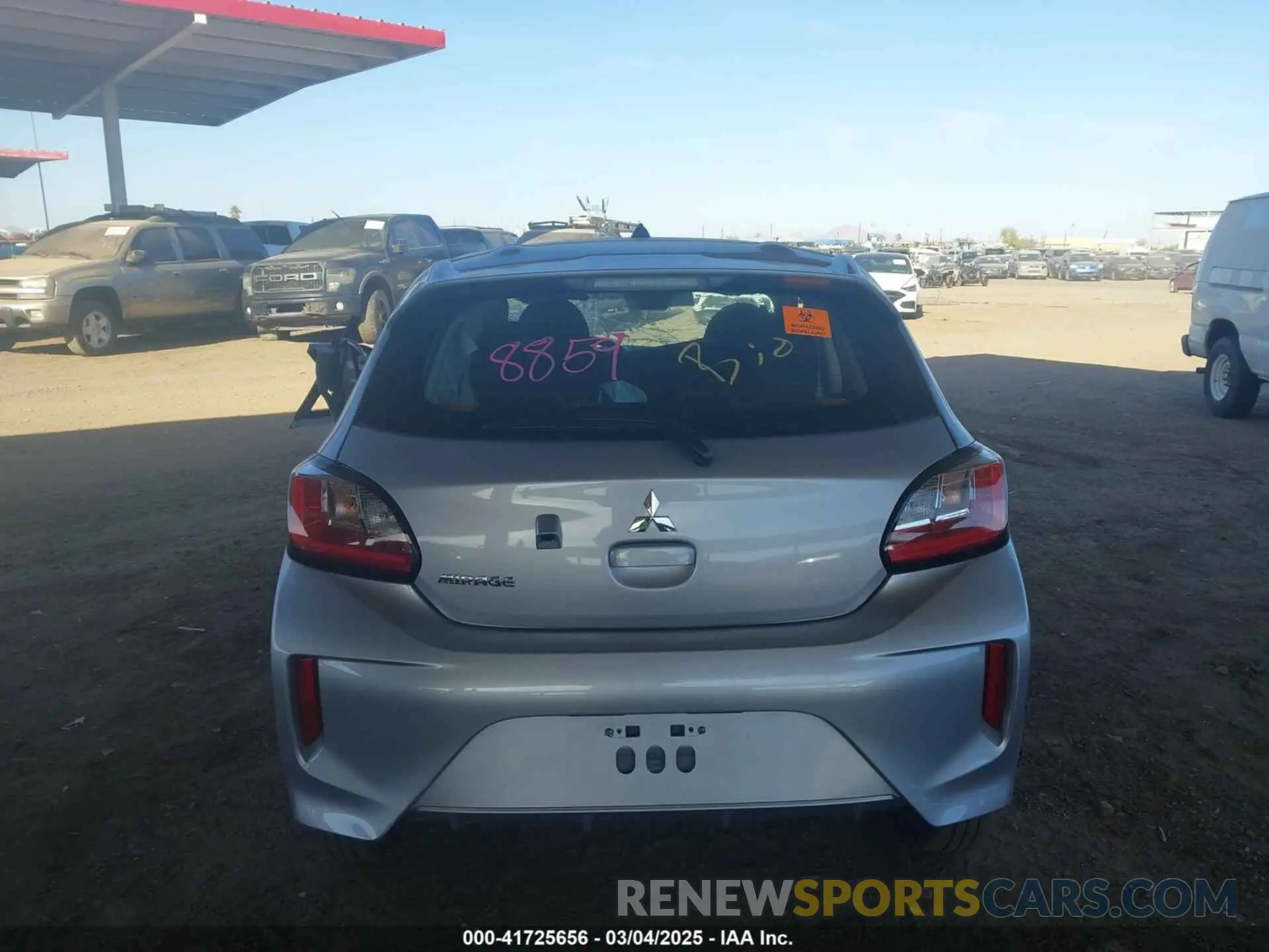 15 fotografías del automóvil dañado ML32AUHJ0RH027047 MITSUBISHI MIRAGE 2024
