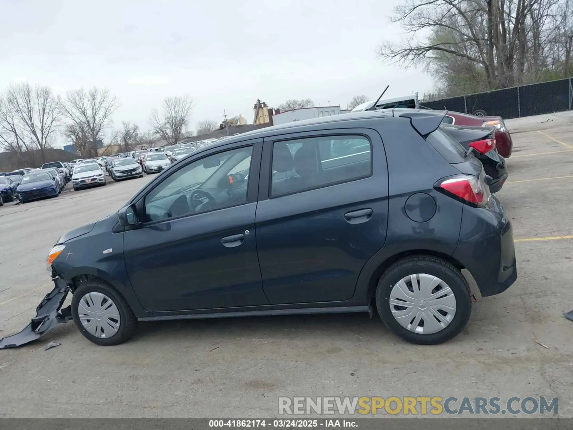 15 fotografías del automóvil dañado ML32AUHJ0RH032815 MITSUBISHI MIRAGE 2024