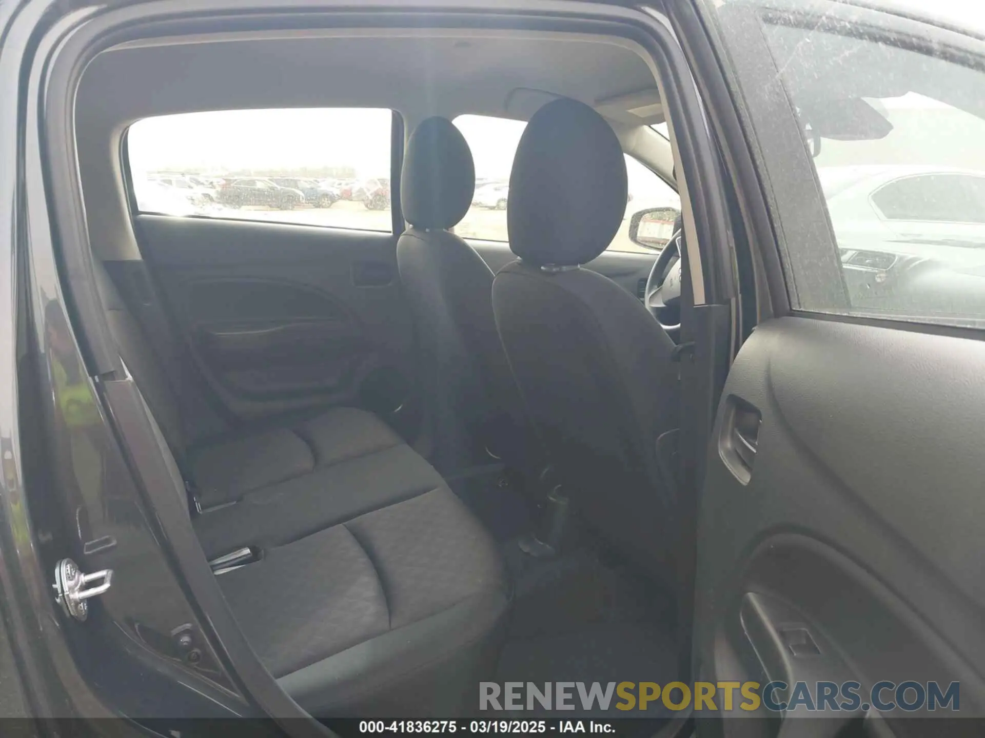 8 fotografías del automóvil dañado ML32AUHJ0RH033771 MITSUBISHI MIRAGE 2024