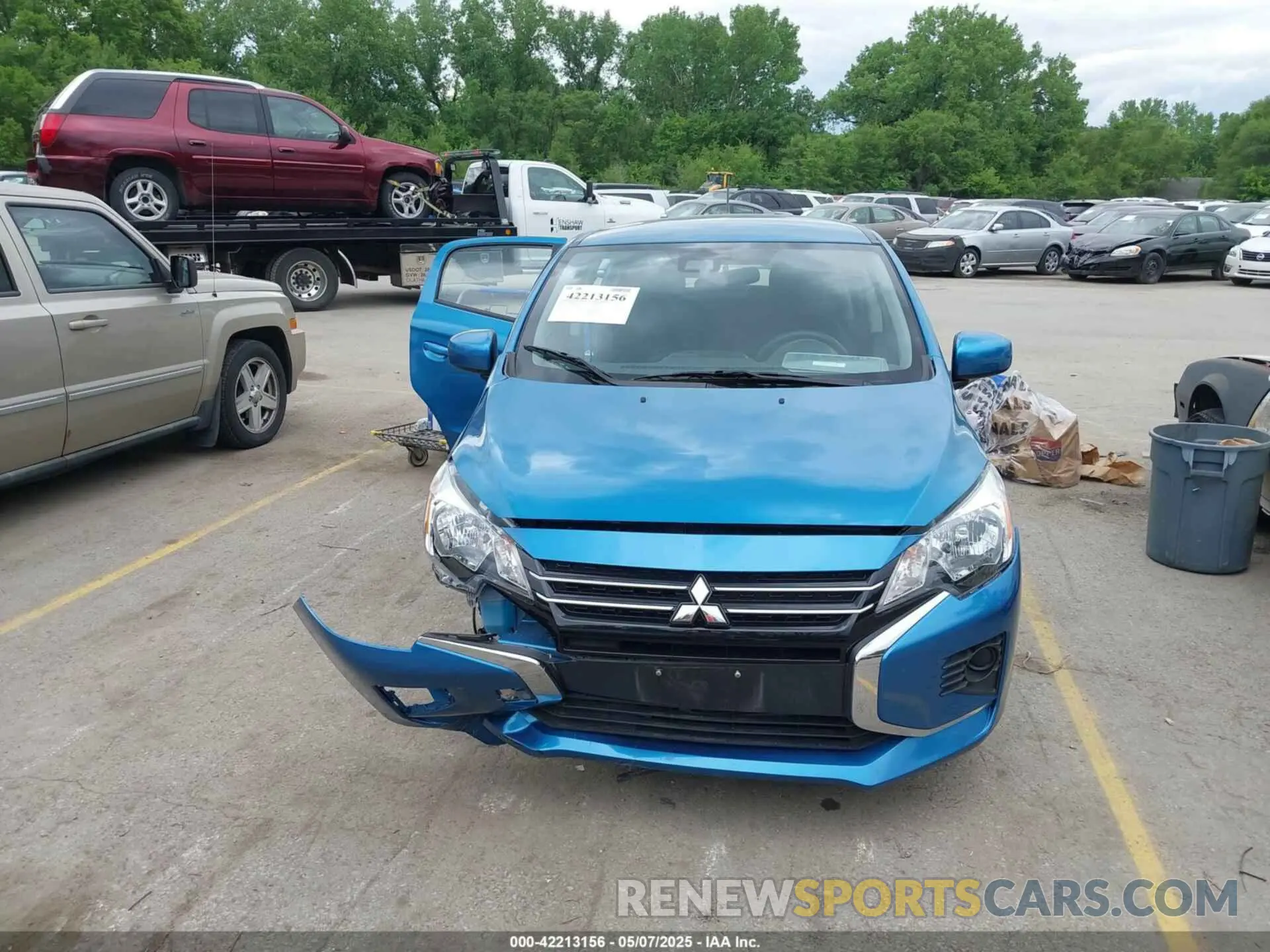 13 fotografías del automóvil dañado ML32AUHJ1RH010483 MITSUBISHI MIRAGE 2024