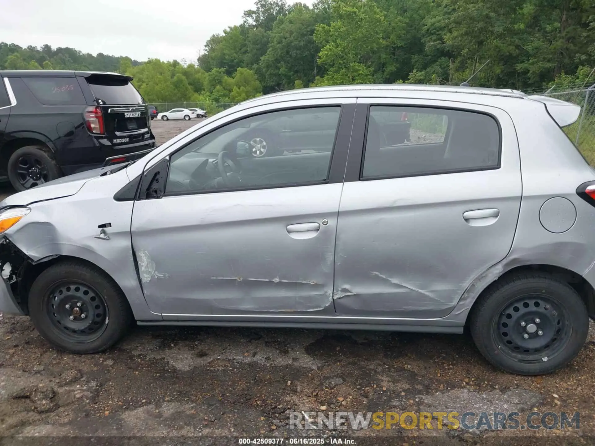14 fotografías del automóvil dañado ML32AUHJ1RH021645 MITSUBISHI MIRAGE 2024