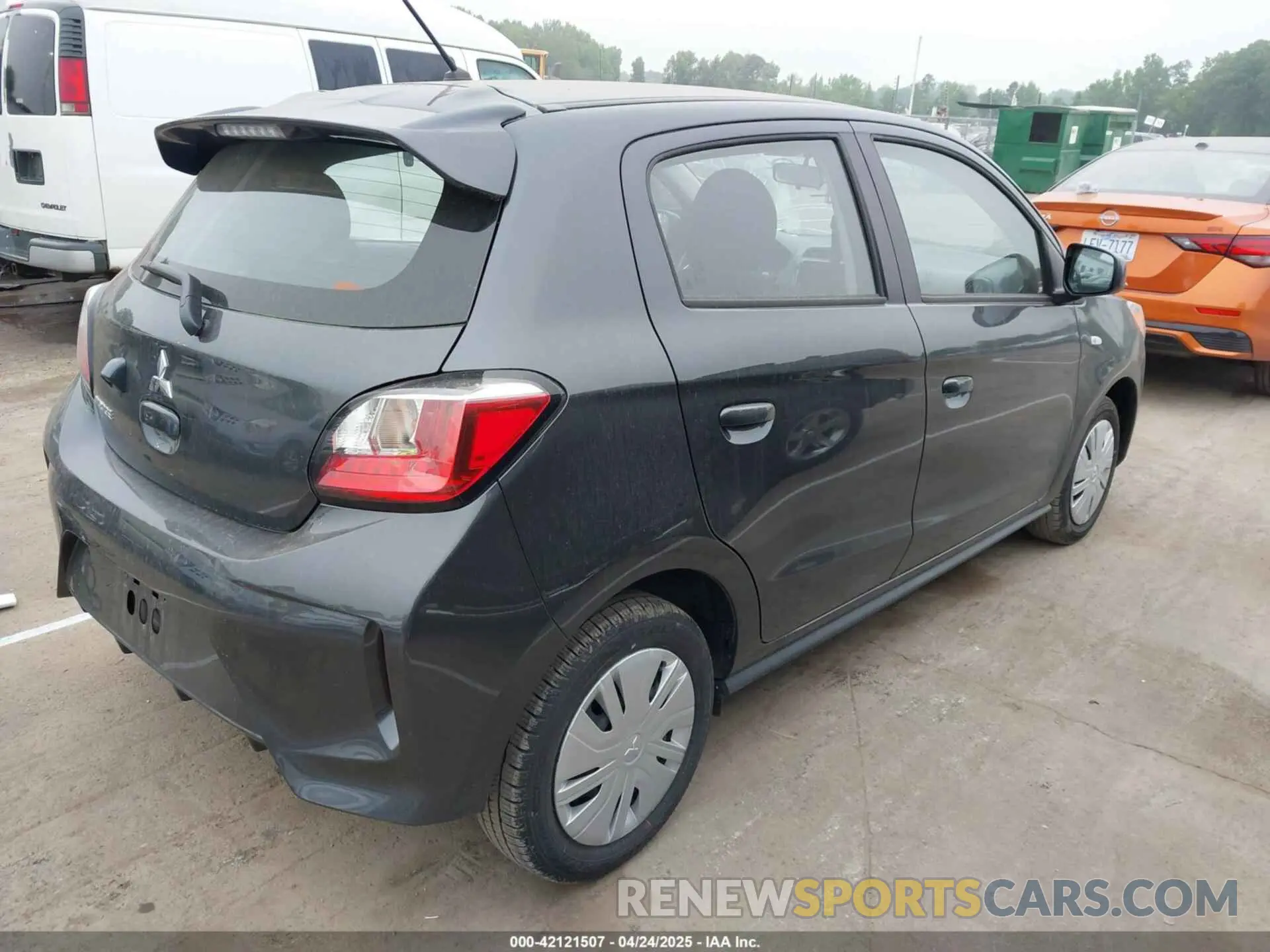 4 fotografías del automóvil dañado ML32AUHJ1RH024822 MITSUBISHI MIRAGE 2024
