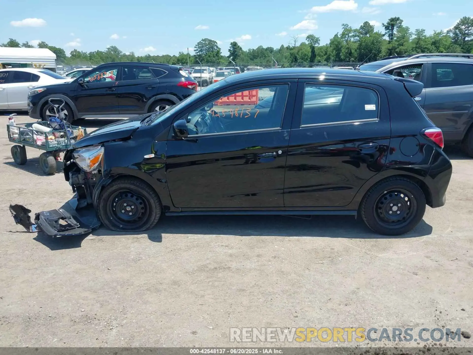 14 fotografías del automóvil dañado ML32AUHJ1RH036971 MITSUBISHI MIRAGE 2024