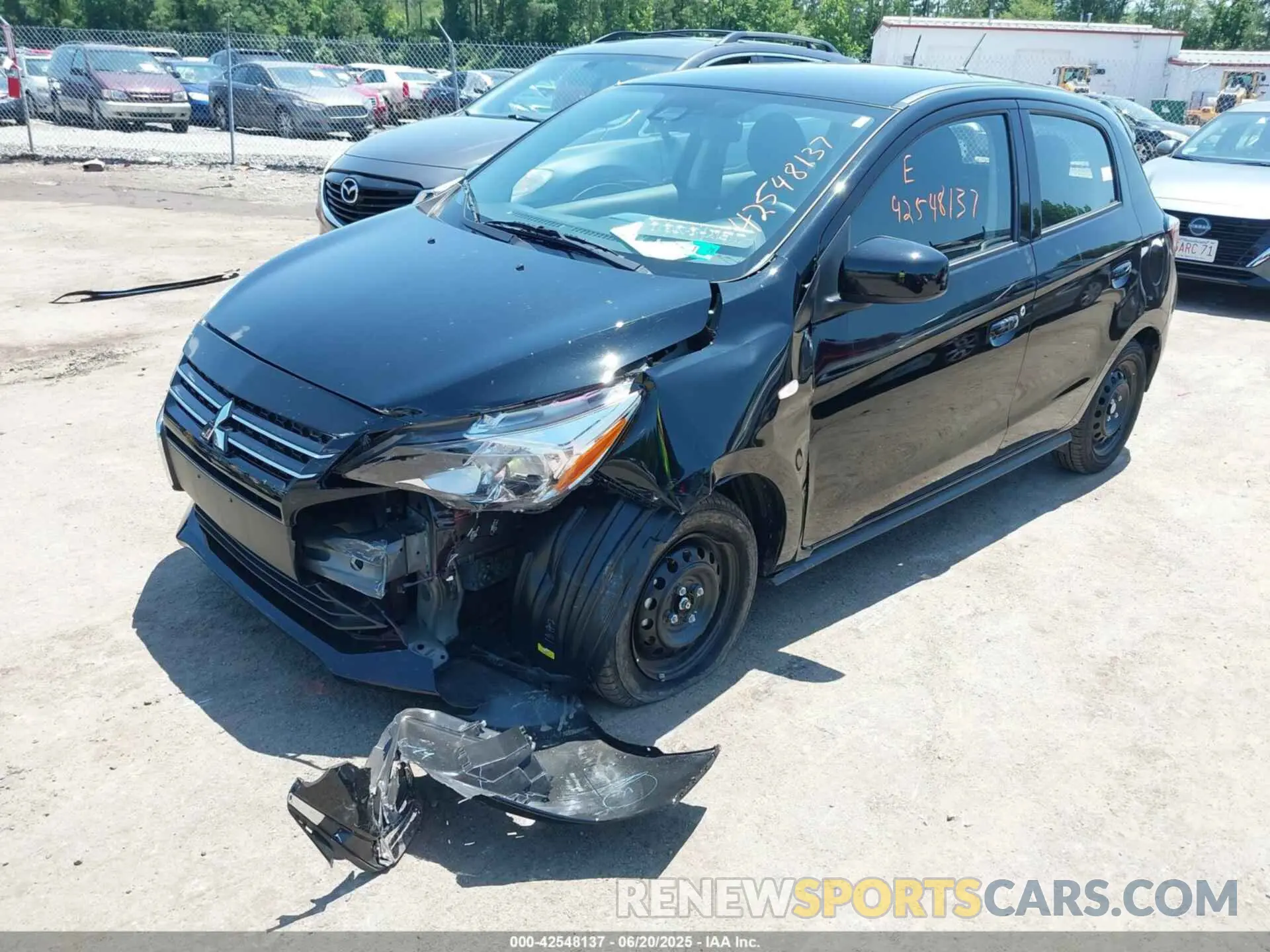 2 fotografías del automóvil dañado ML32AUHJ1RH036971 MITSUBISHI MIRAGE 2024