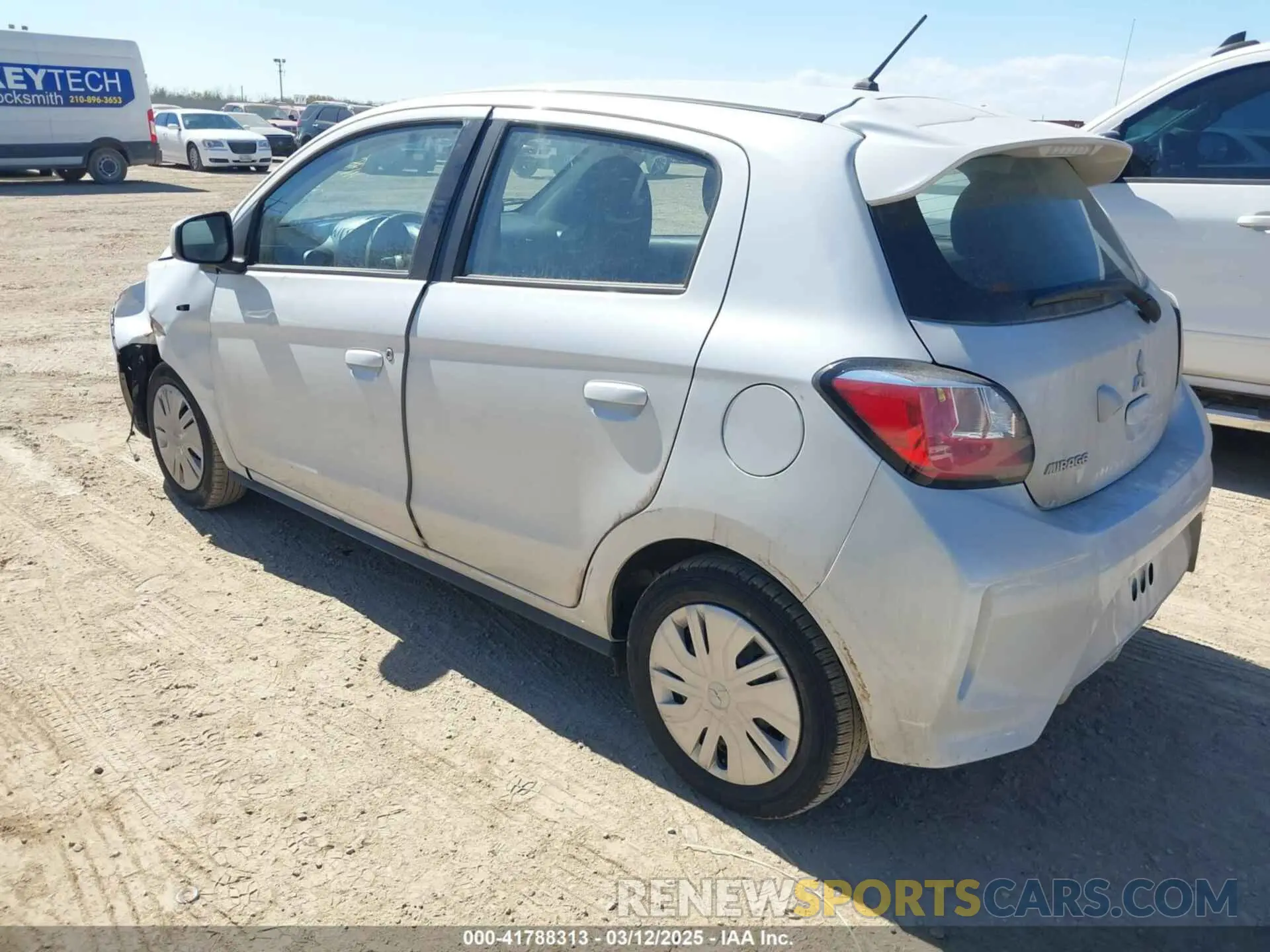 3 fotografías del automóvil dañado ML32AUHJ2RH013490 MITSUBISHI MIRAGE 2024