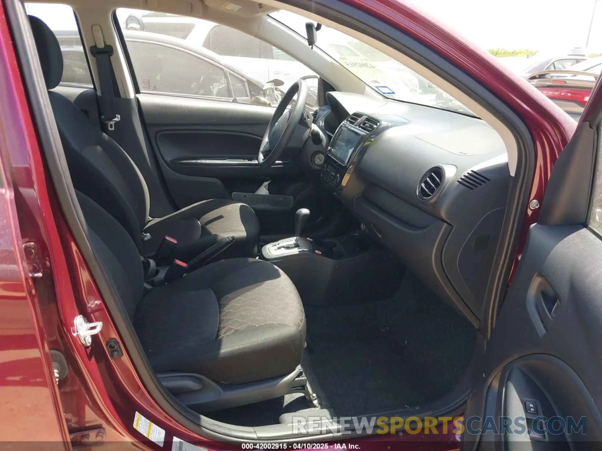 5 fotografías del automóvil dañado ML32AUHJ2RH020326 MITSUBISHI MIRAGE 2024