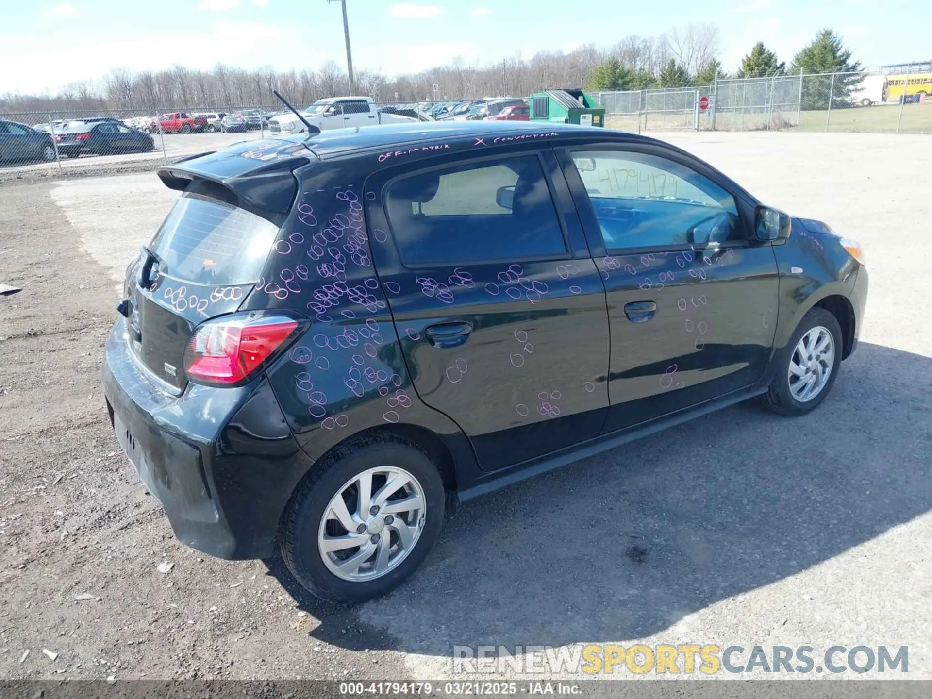 4 fotografías del automóvil dañado ML32AUHJ3RH005771 MITSUBISHI MIRAGE 2024