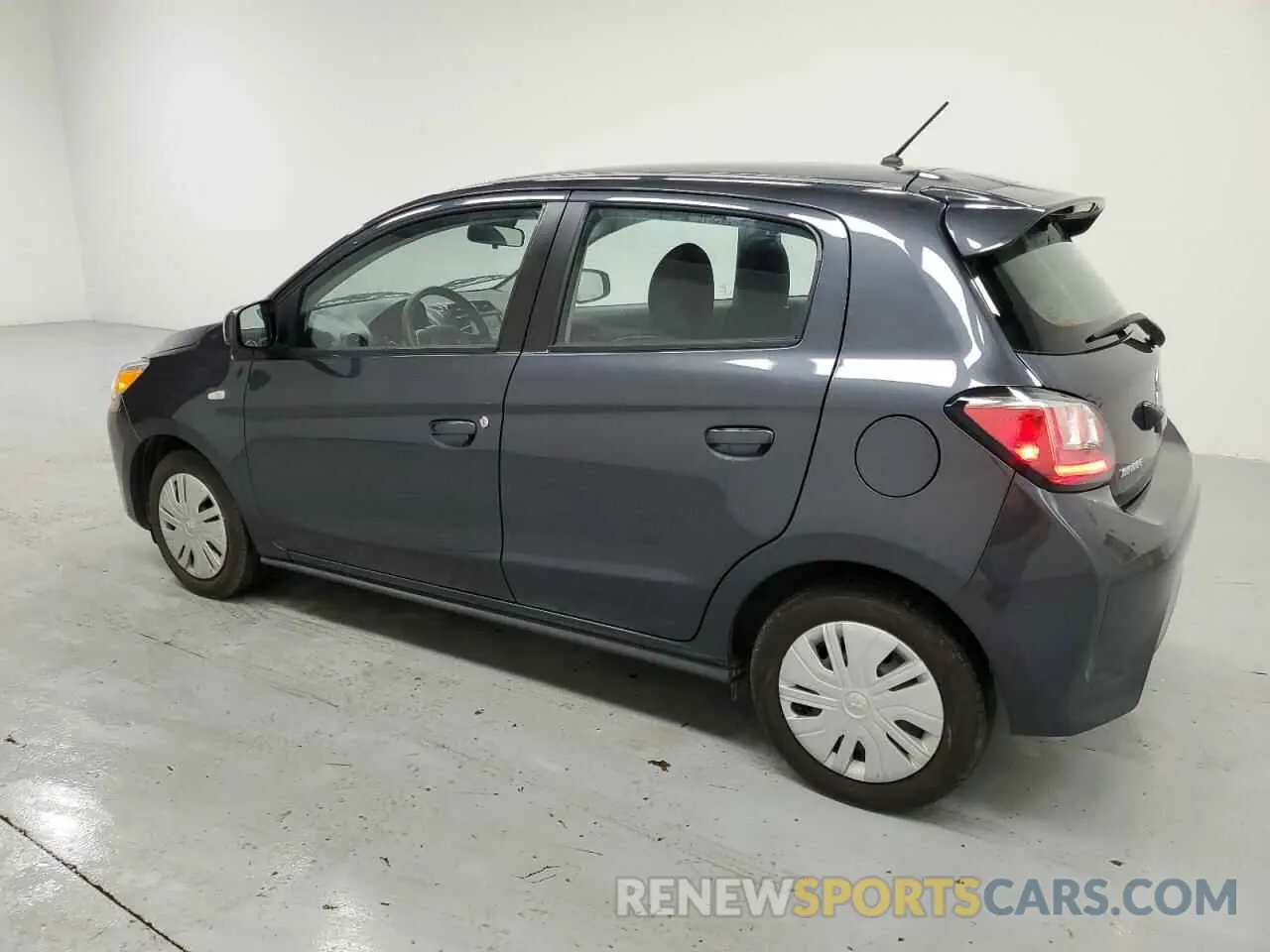 2 fotografías del automóvil dañado ML32AUHJ3RH007360 MITSUBISHI MIRAGE 2024