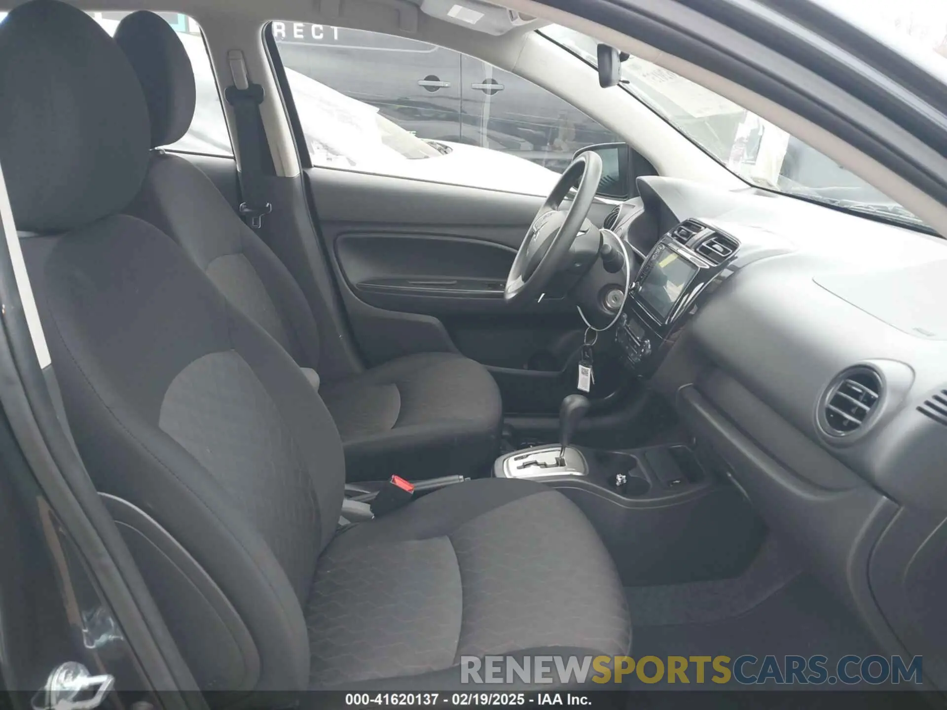5 fotografías del automóvil dañado ML32AUHJ3RH008069 MITSUBISHI MIRAGE 2024