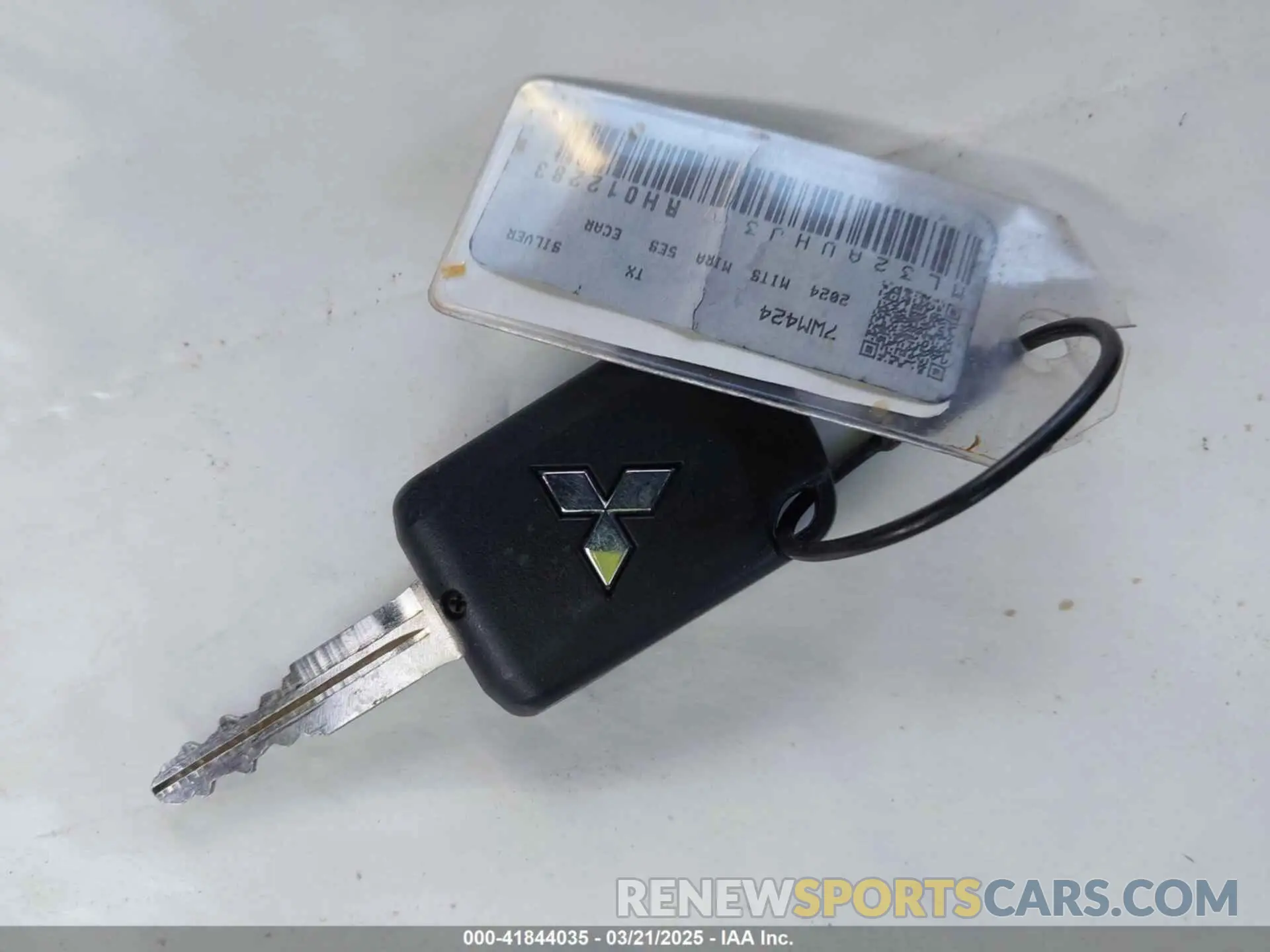 11 fotografías del automóvil dañado ML32AUHJ3RH012283 MITSUBISHI MIRAGE 2024