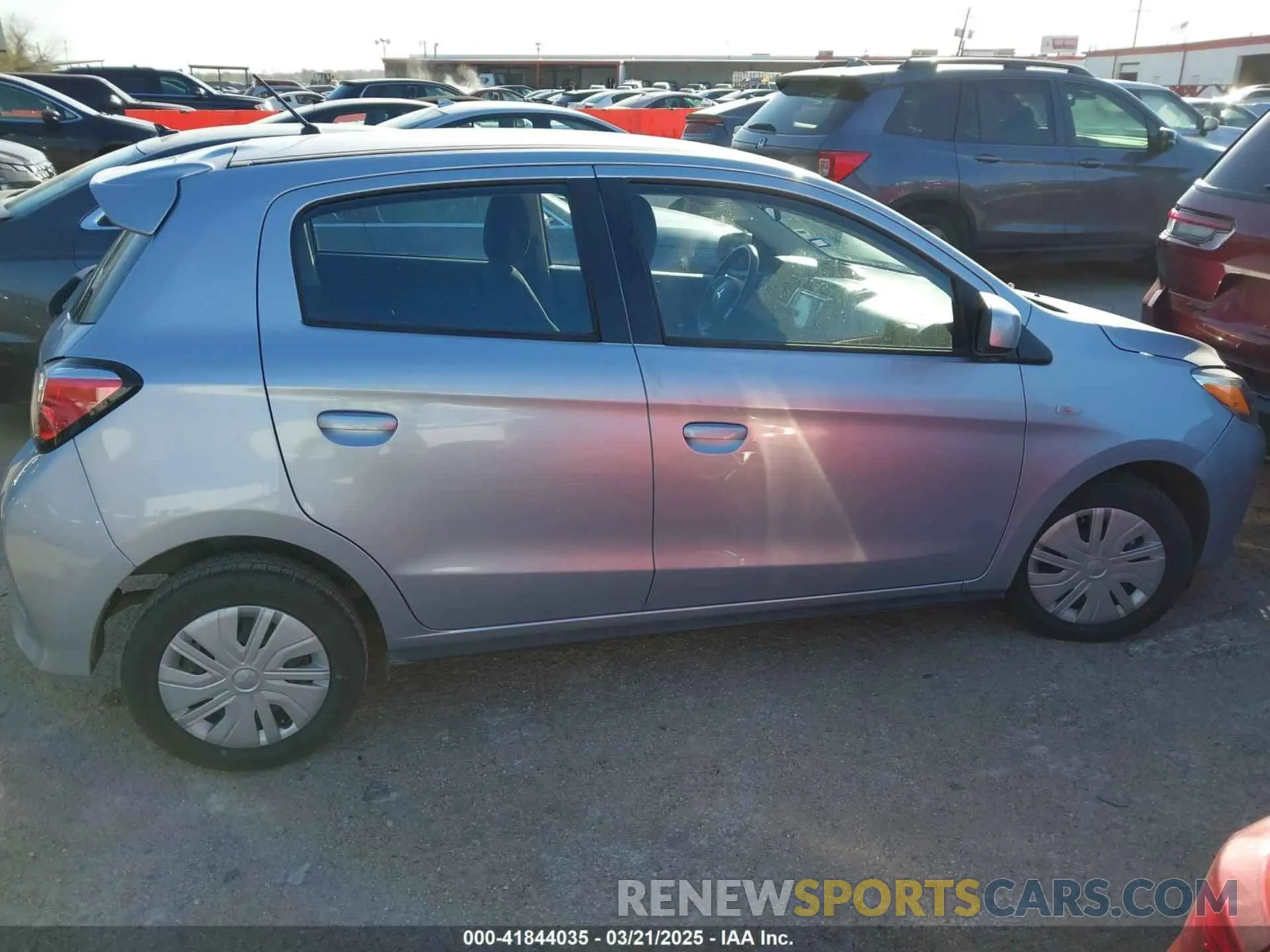 14 fotografías del automóvil dañado ML32AUHJ3RH012283 MITSUBISHI MIRAGE 2024