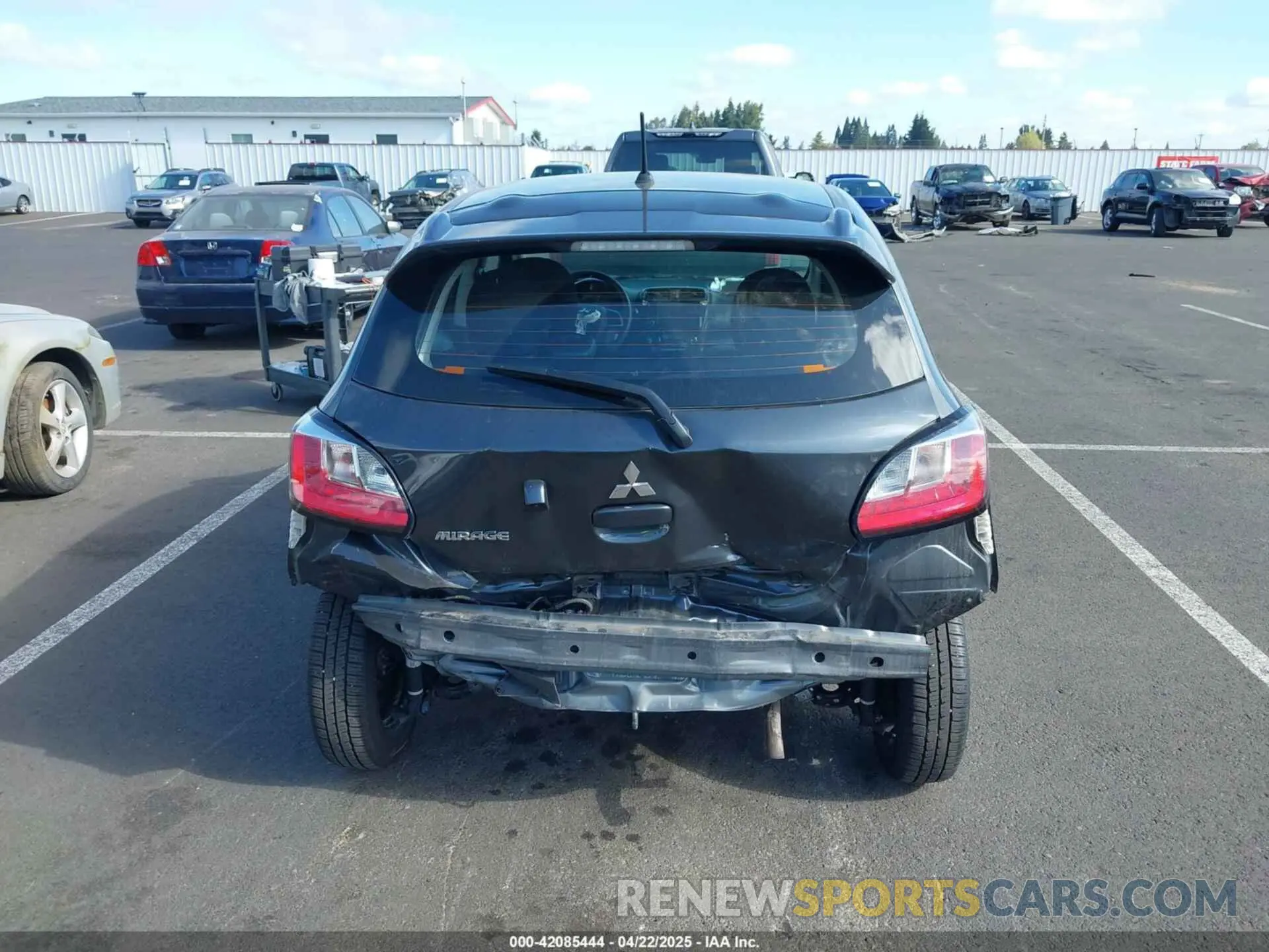 17 fotografías del automóvil dañado ML32AUHJ3RH013336 MITSUBISHI MIRAGE 2024