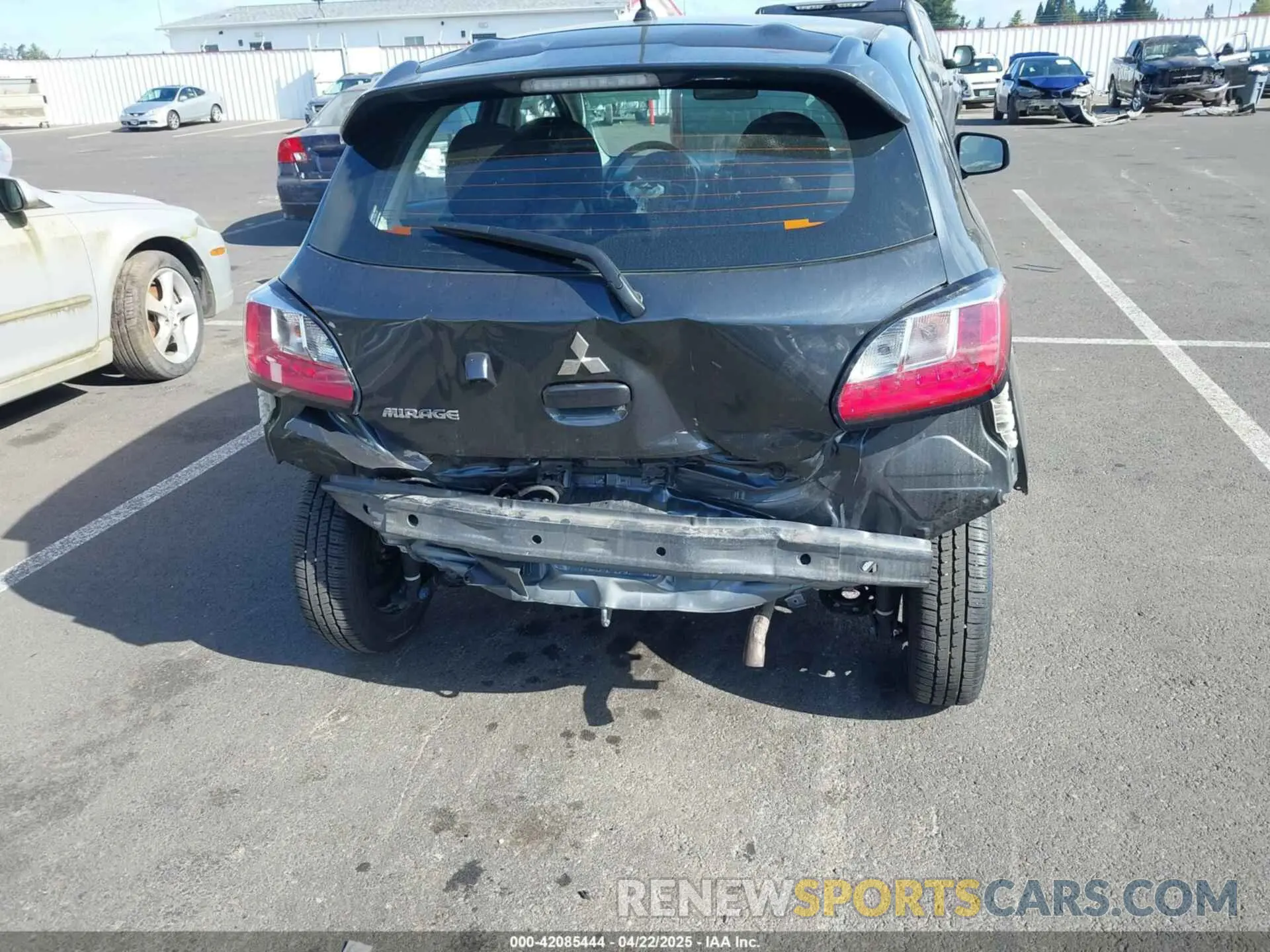 18 fotografías del automóvil dañado ML32AUHJ3RH013336 MITSUBISHI MIRAGE 2024