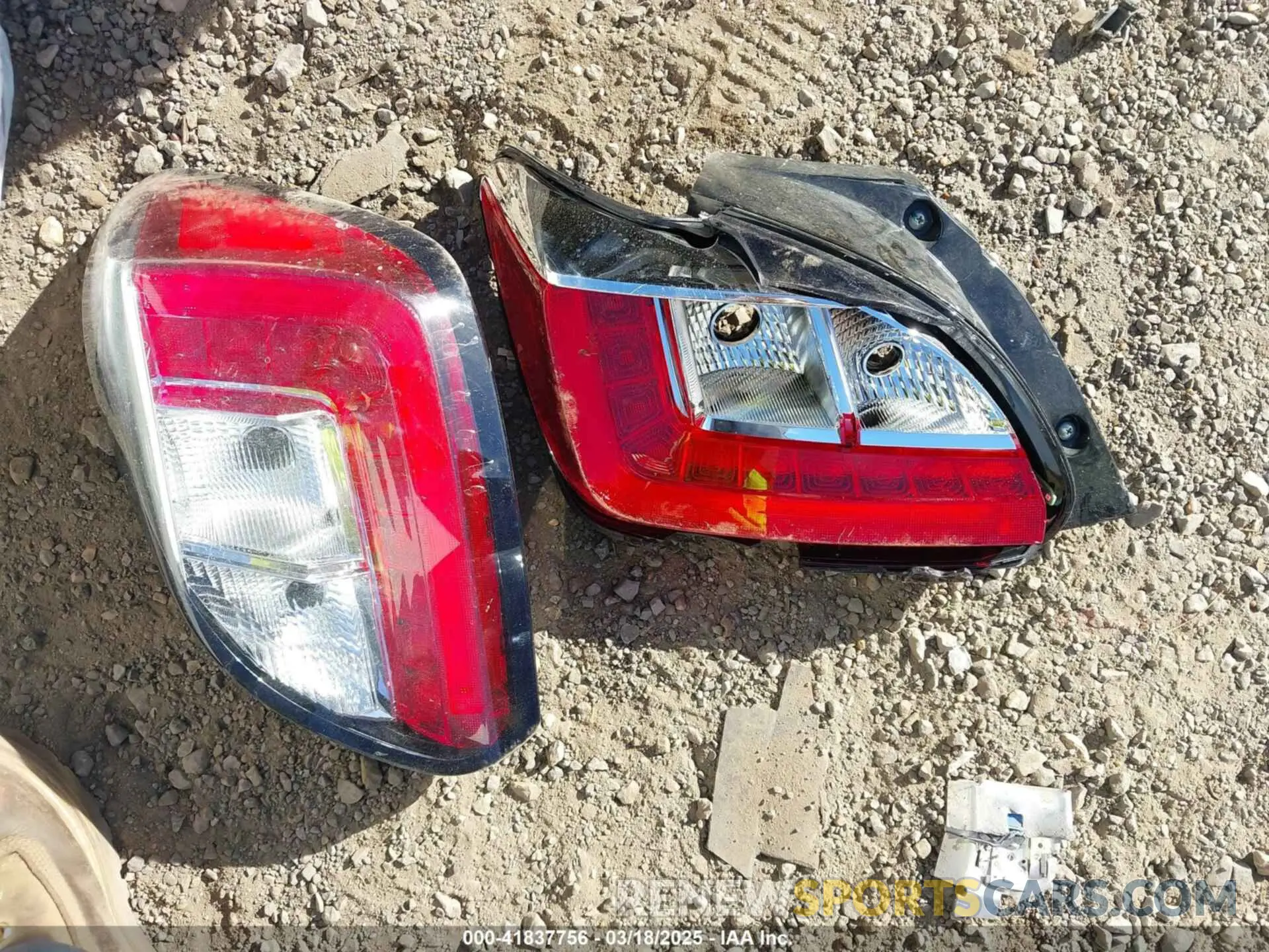 12 fotografías del automóvil dañado ML32AUHJ3RH021677 MITSUBISHI MIRAGE 2024