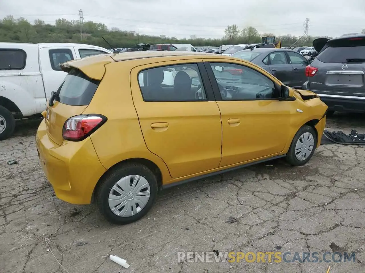 3 fotografías del automóvil dañado ML32AUHJ3RH029889 MITSUBISHI MIRAGE 2024